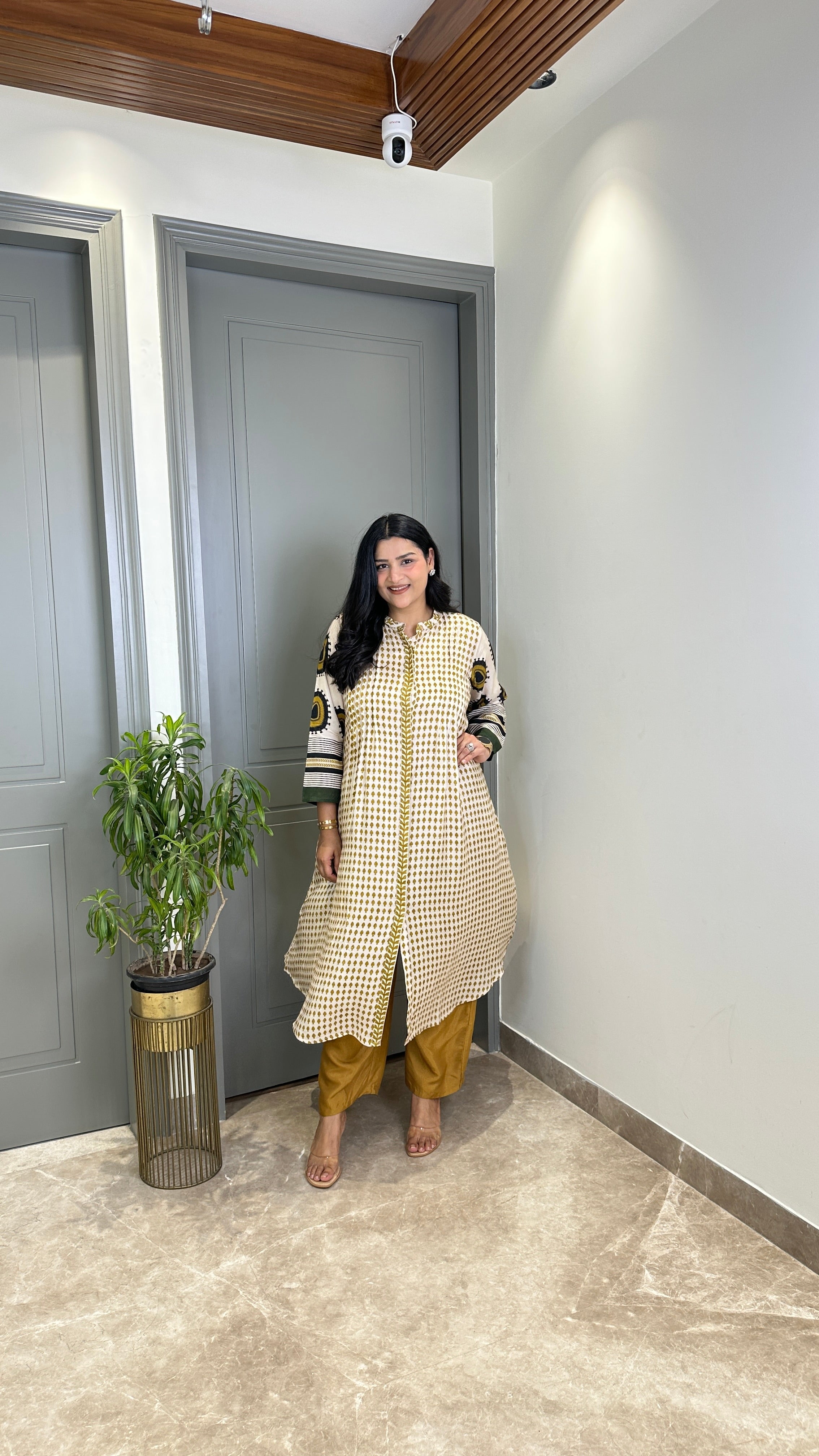 Mustard & White Eye Muslin Kurta Pants shrisa.in