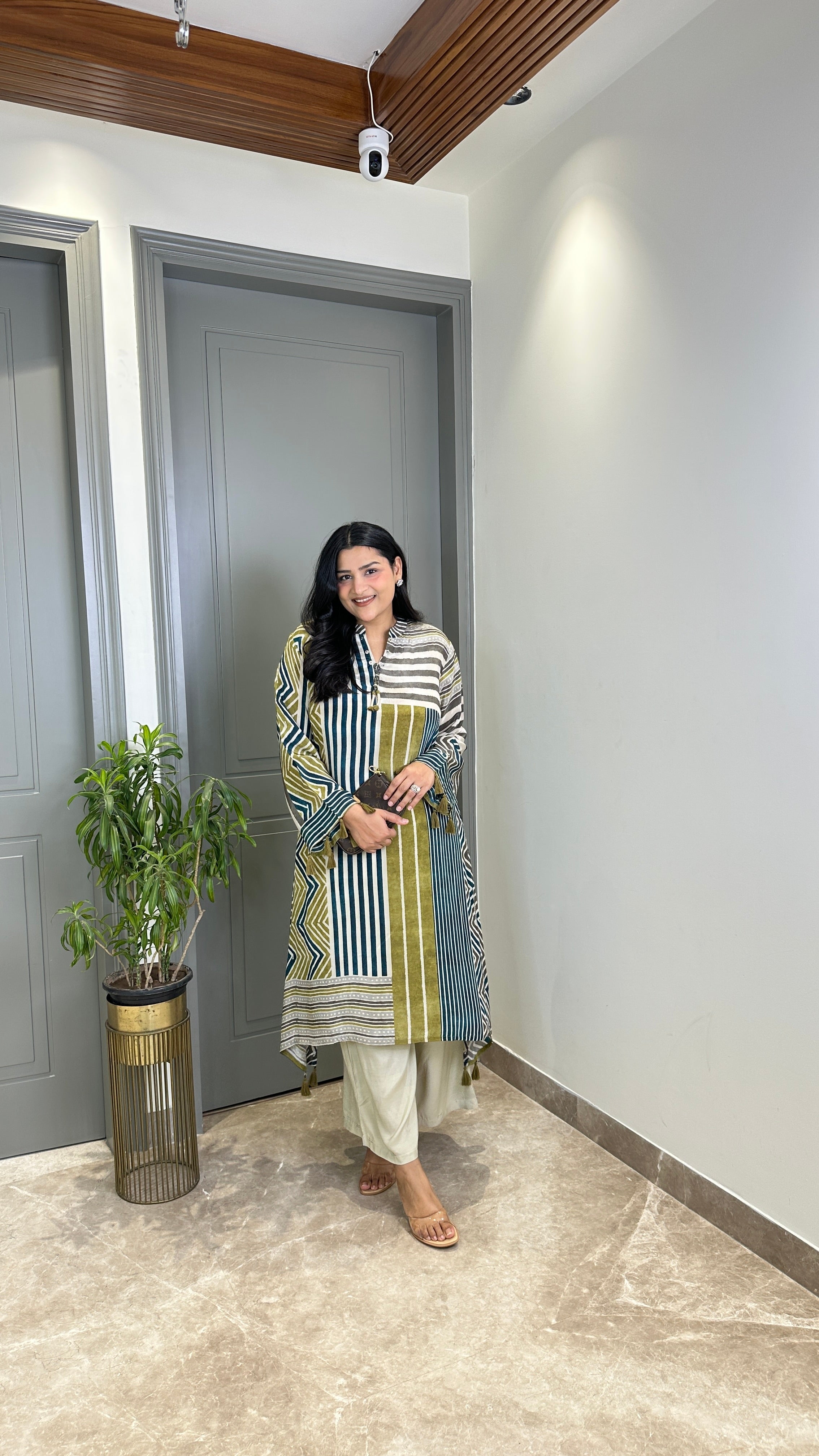 Green Lines Crepe Kurta Pants shrisa.in