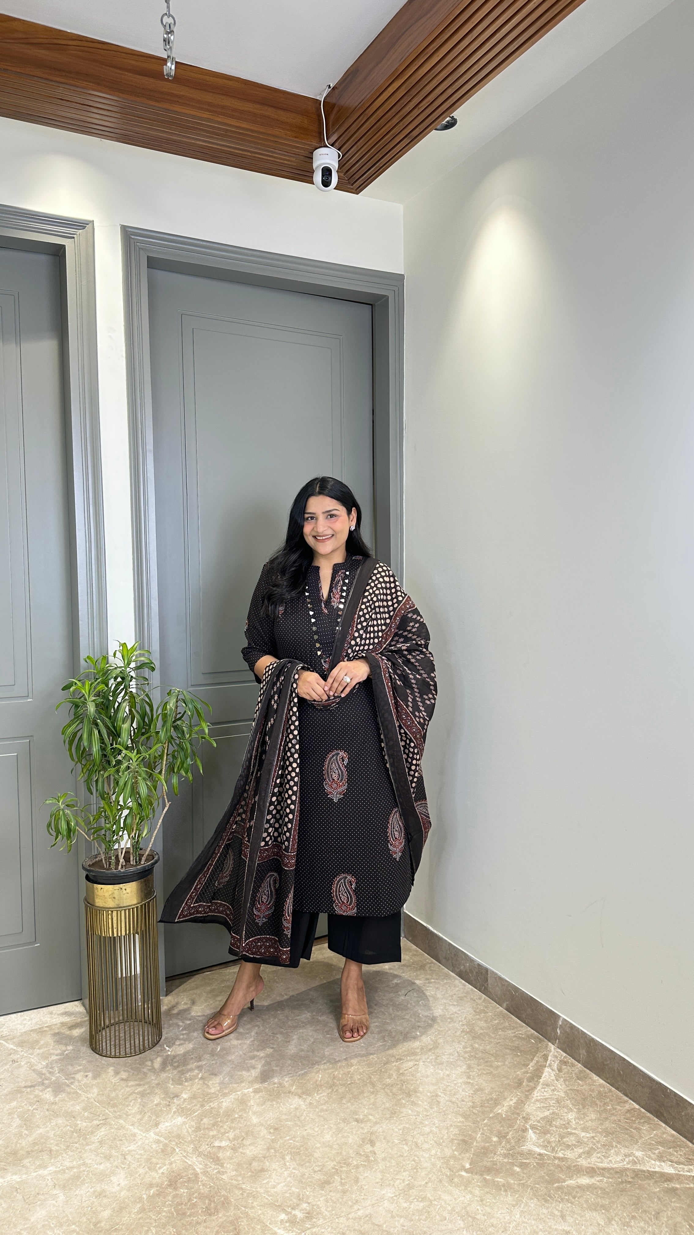 Black Ambi Pure Cotton Suit Set shrisa.in