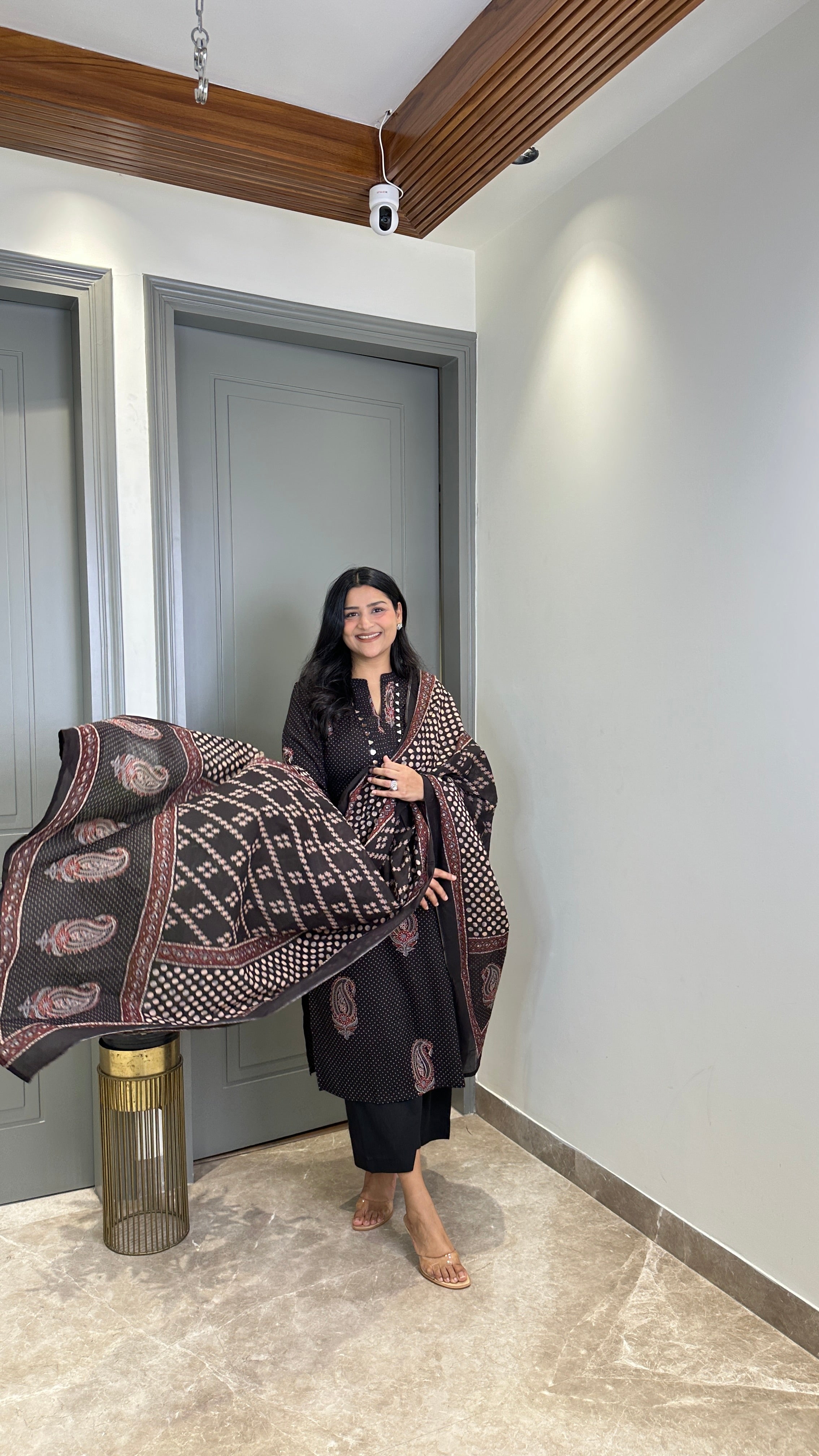 Black Ambi Pure Cotton Suit Set shrisa.in