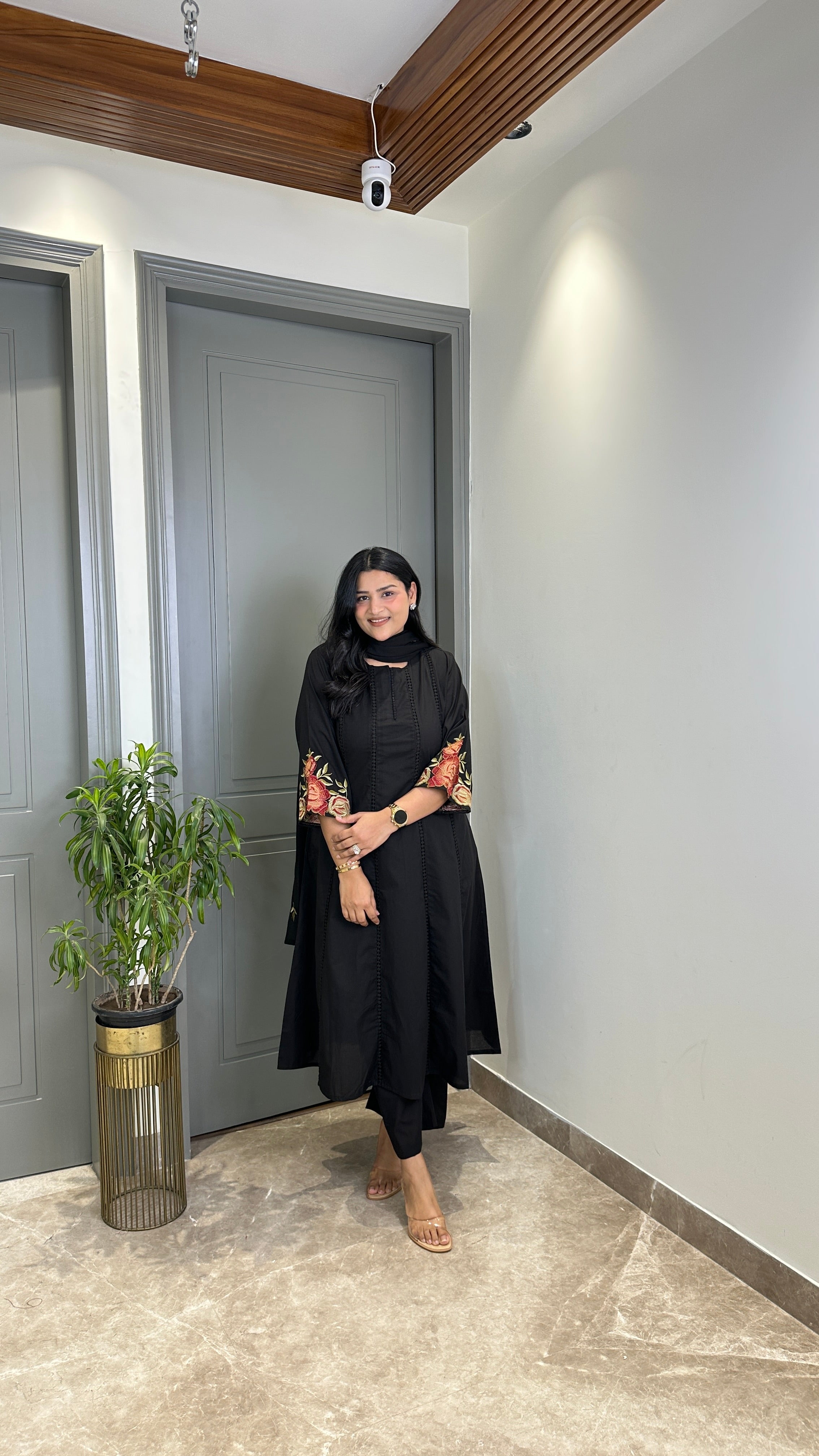 Black Diva Threadwork Suit Set shrisa.in