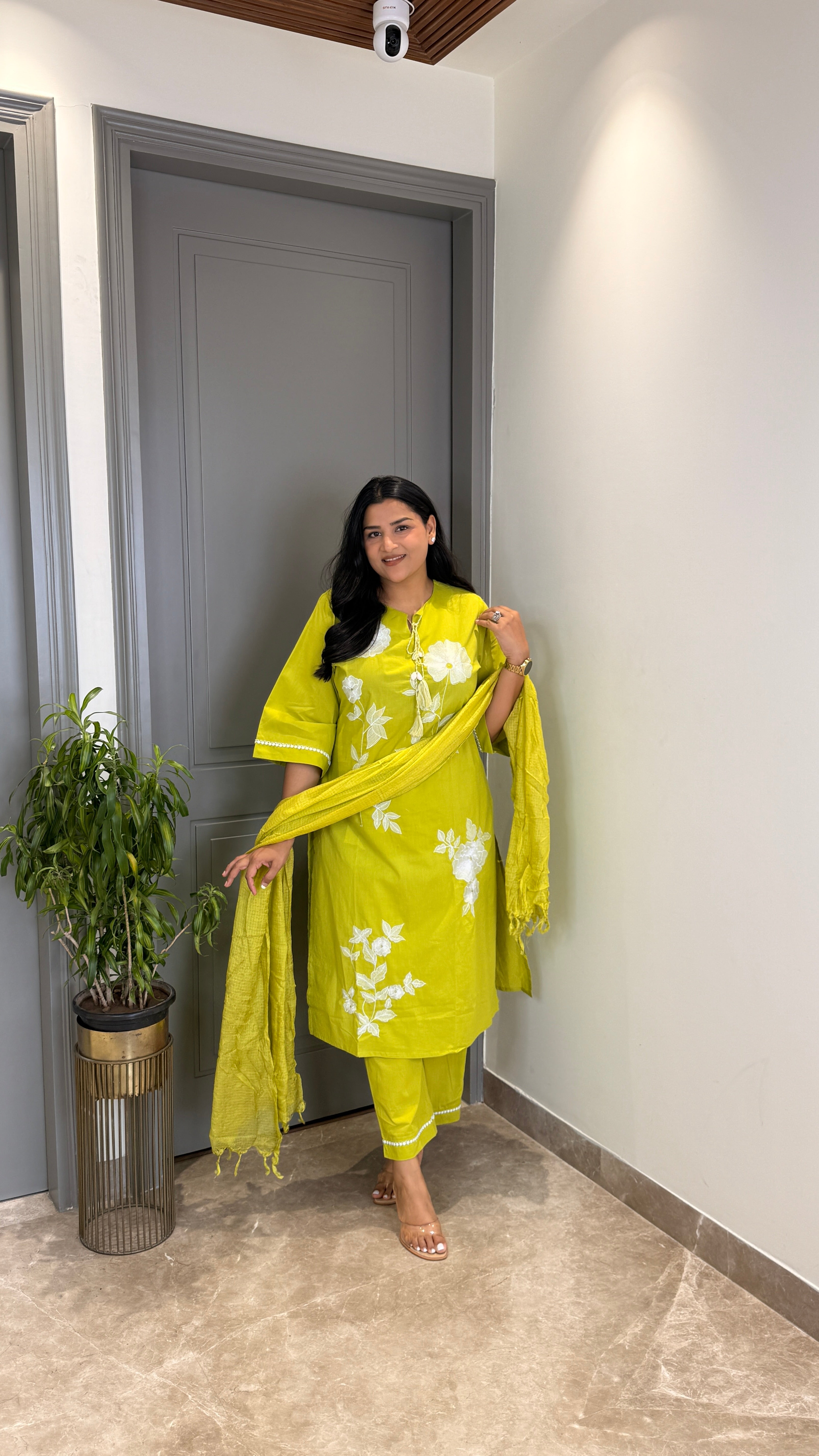 Aanya Green Suit Set shrisa.in