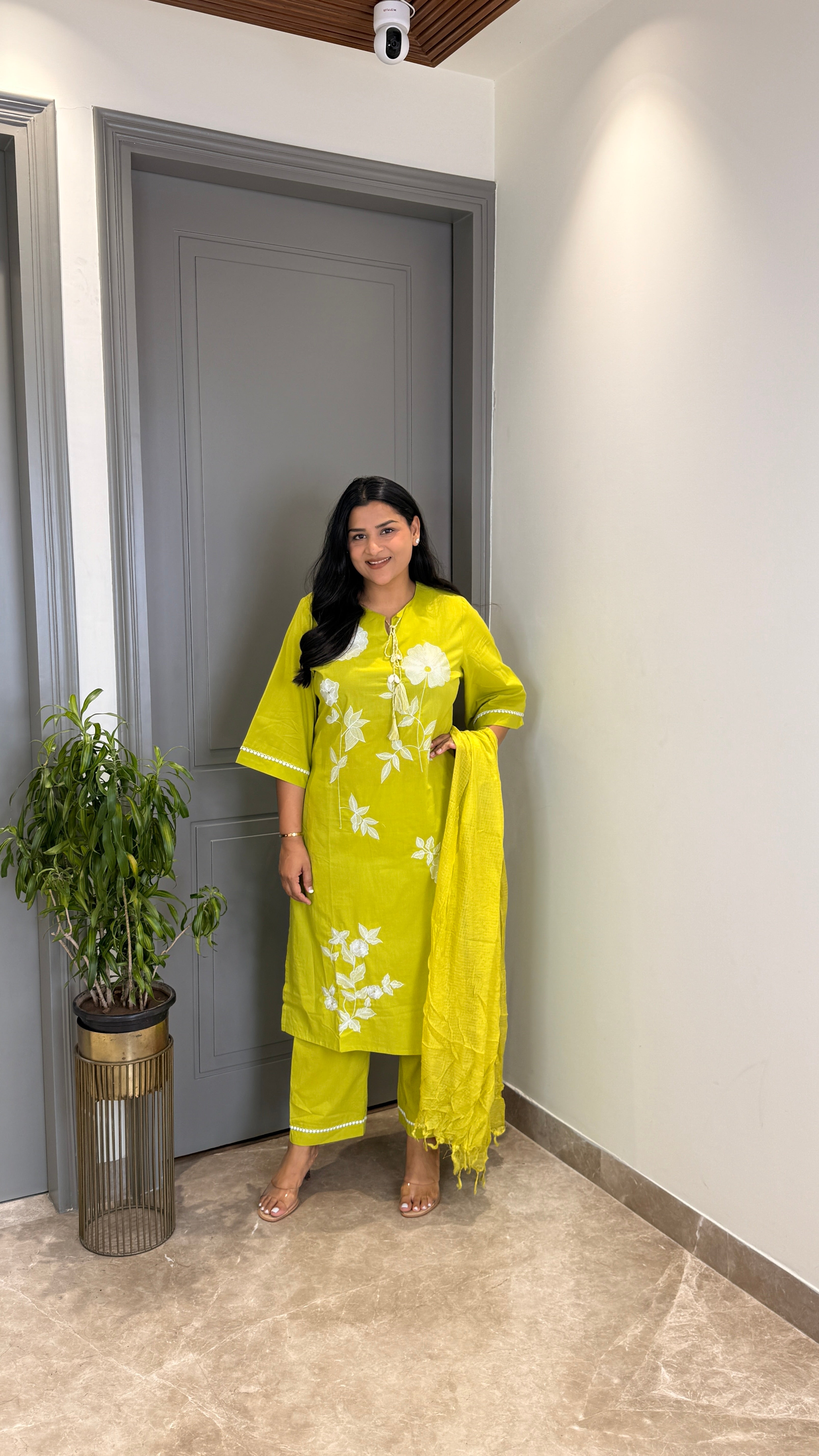 Aanya Green Suit Set shrisa.in