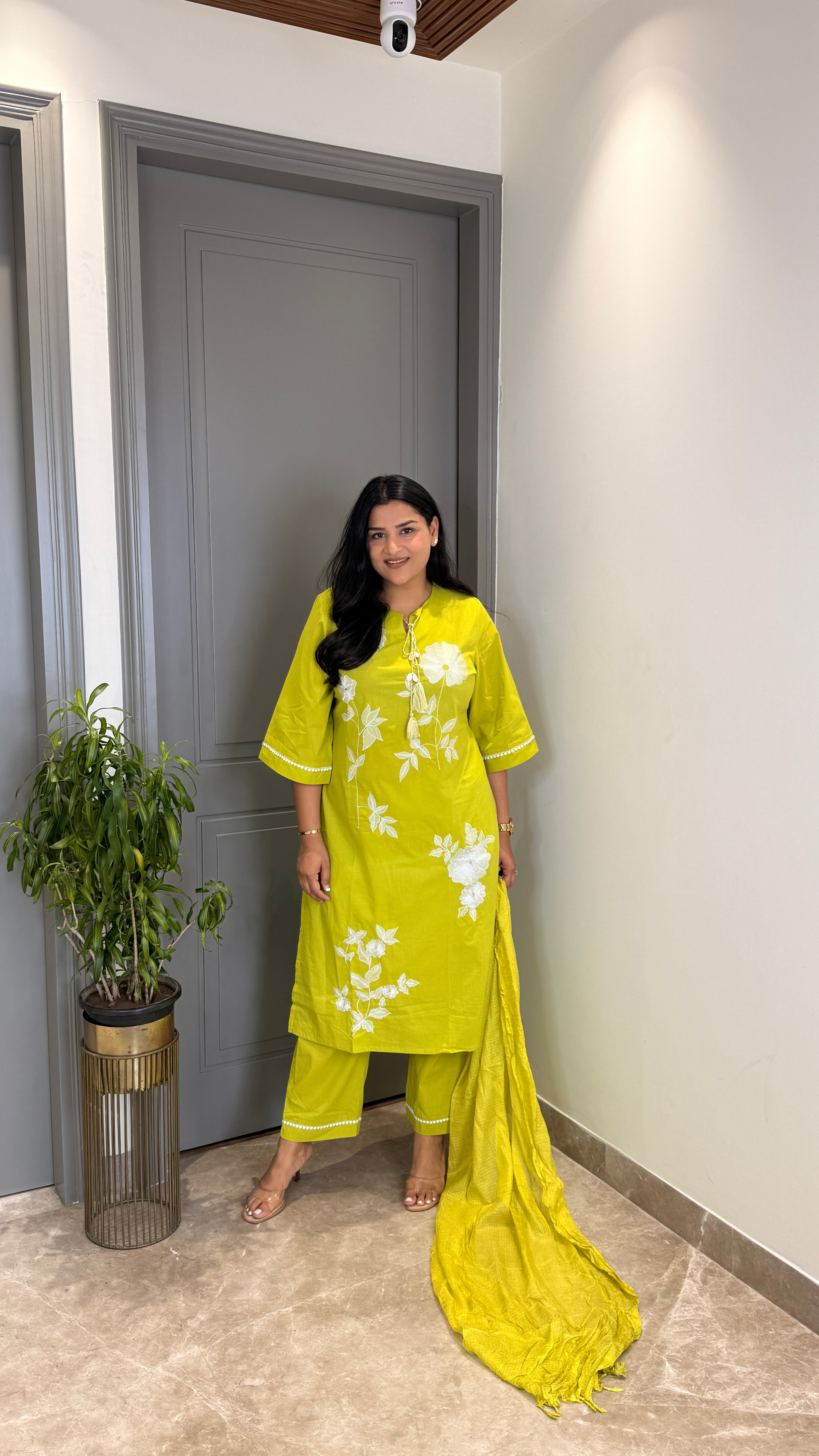 Aanya Green Suit Set shrisa.in