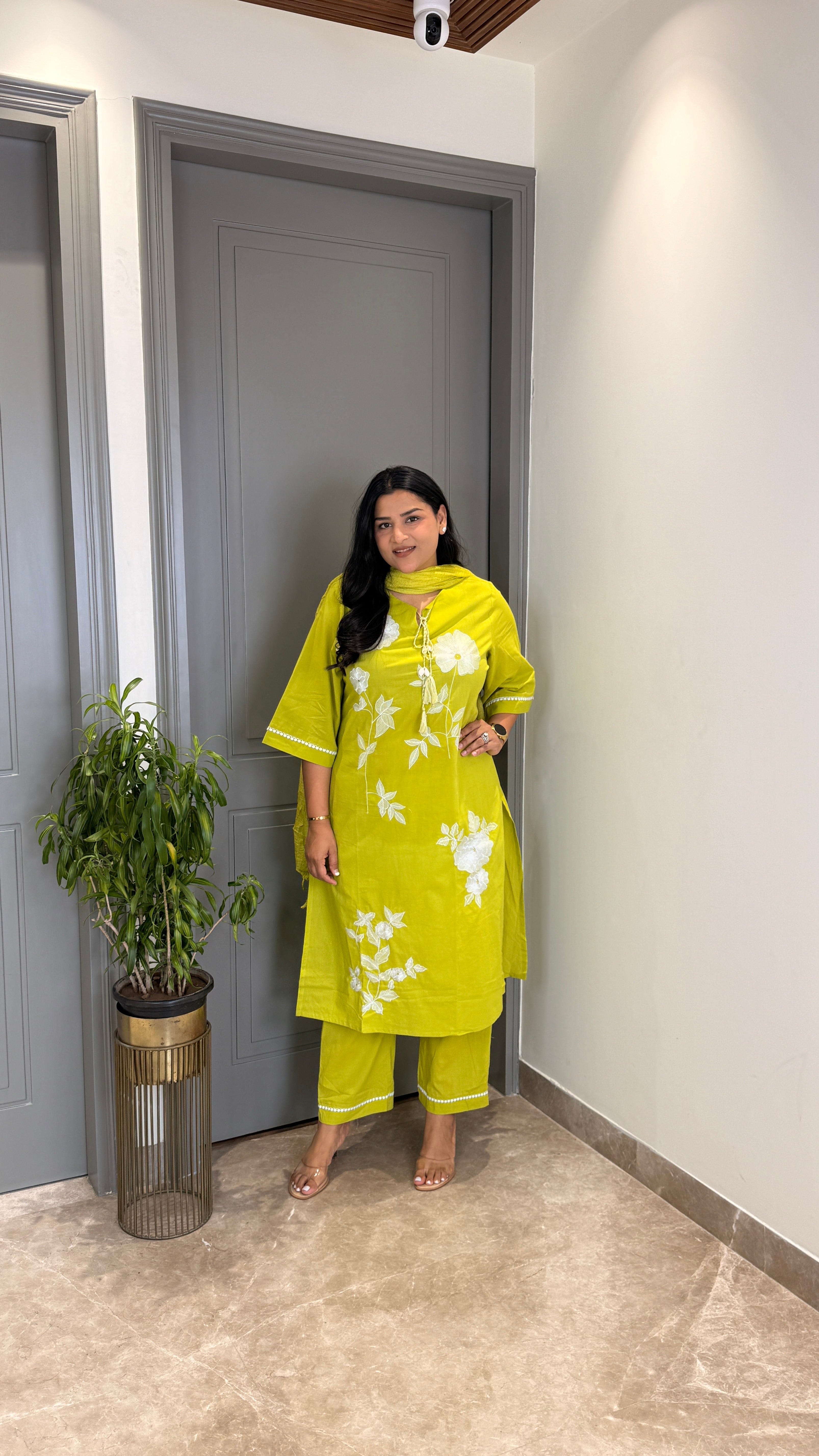 Aanya Green Suit Set shrisa.in