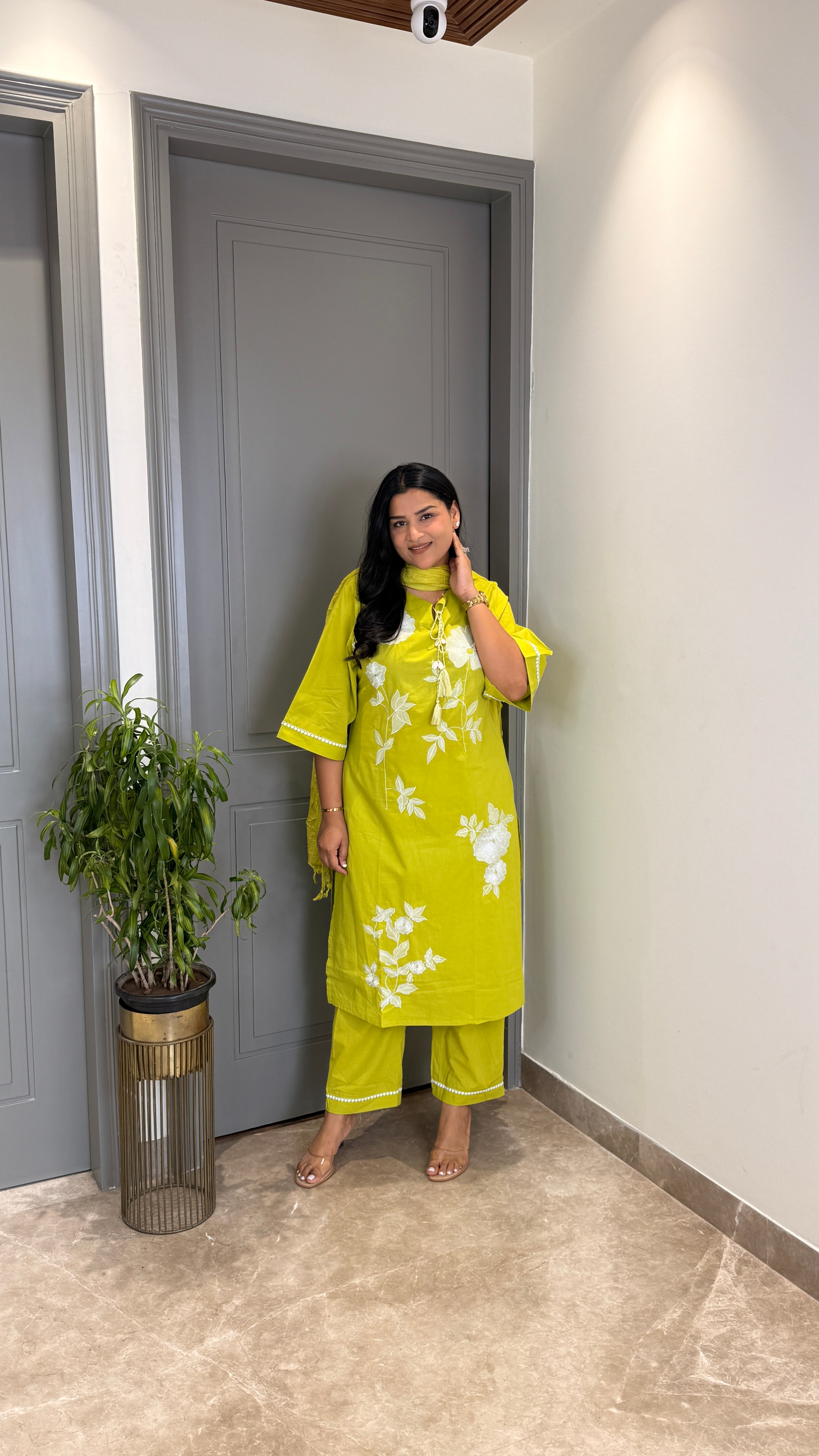 Aanya Green Suit Set shrisa.in