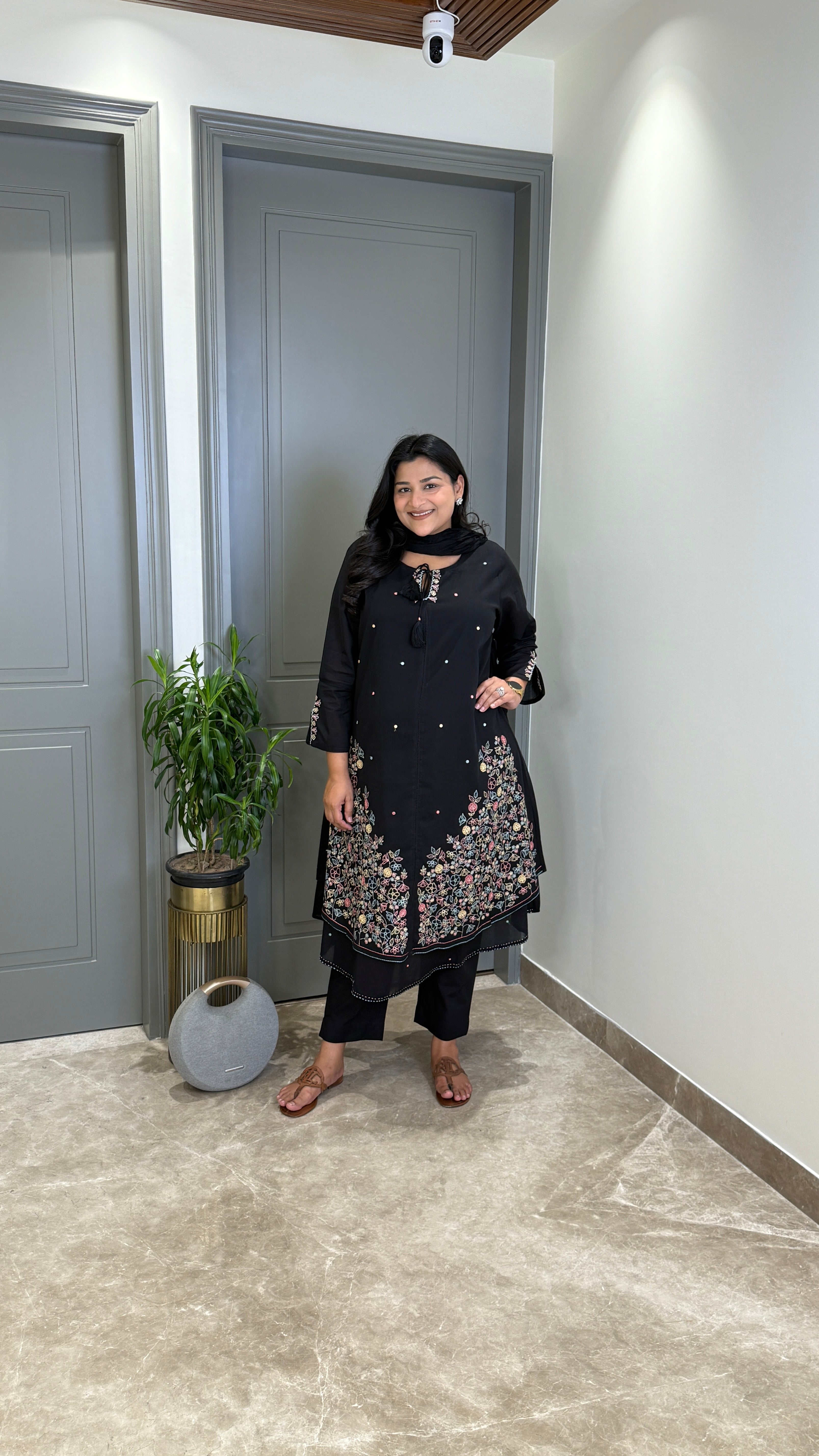 Black Threadwork Jaal Suit Set