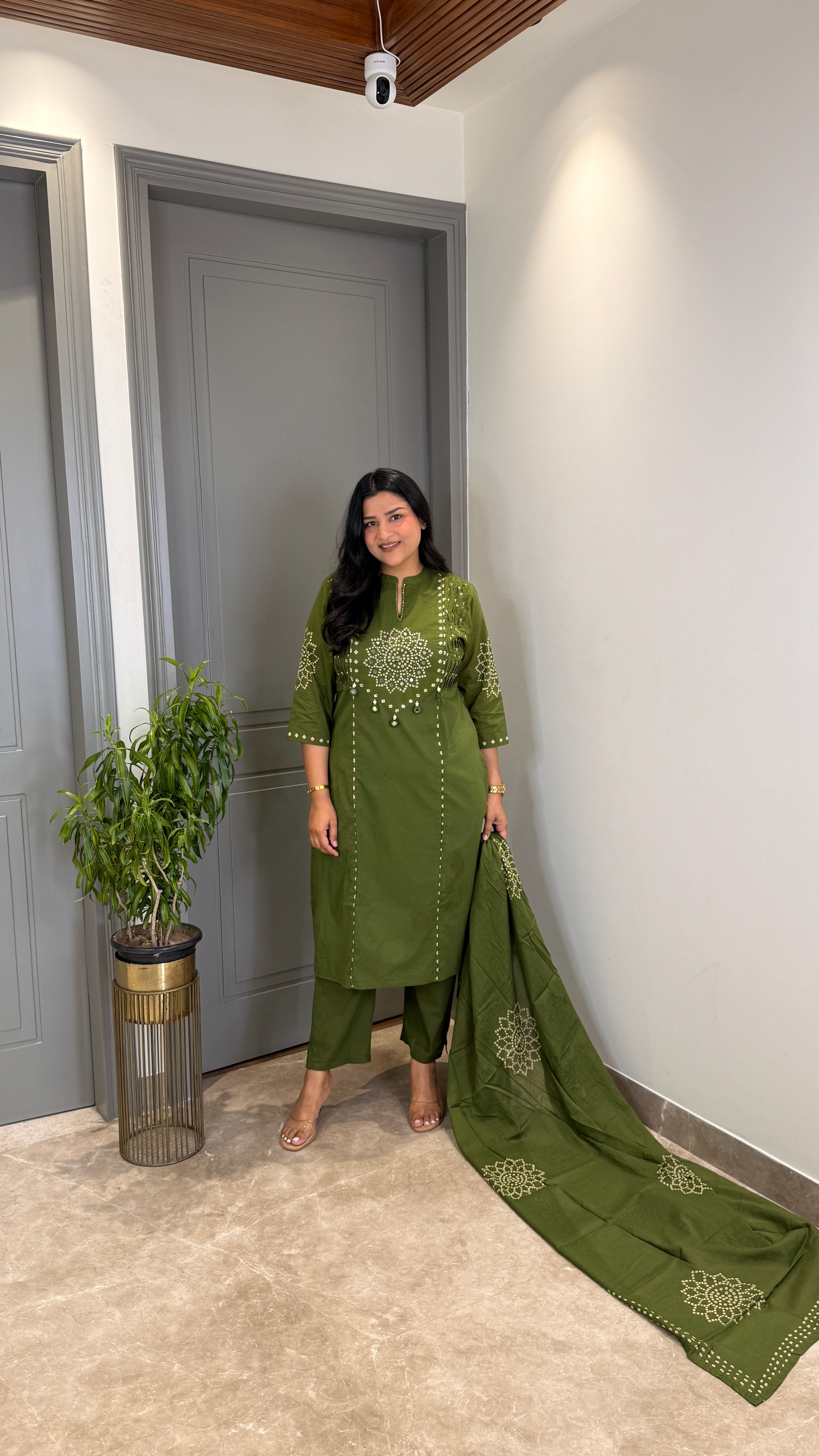 Green Bandhej Straight Suit Set shrisa.in