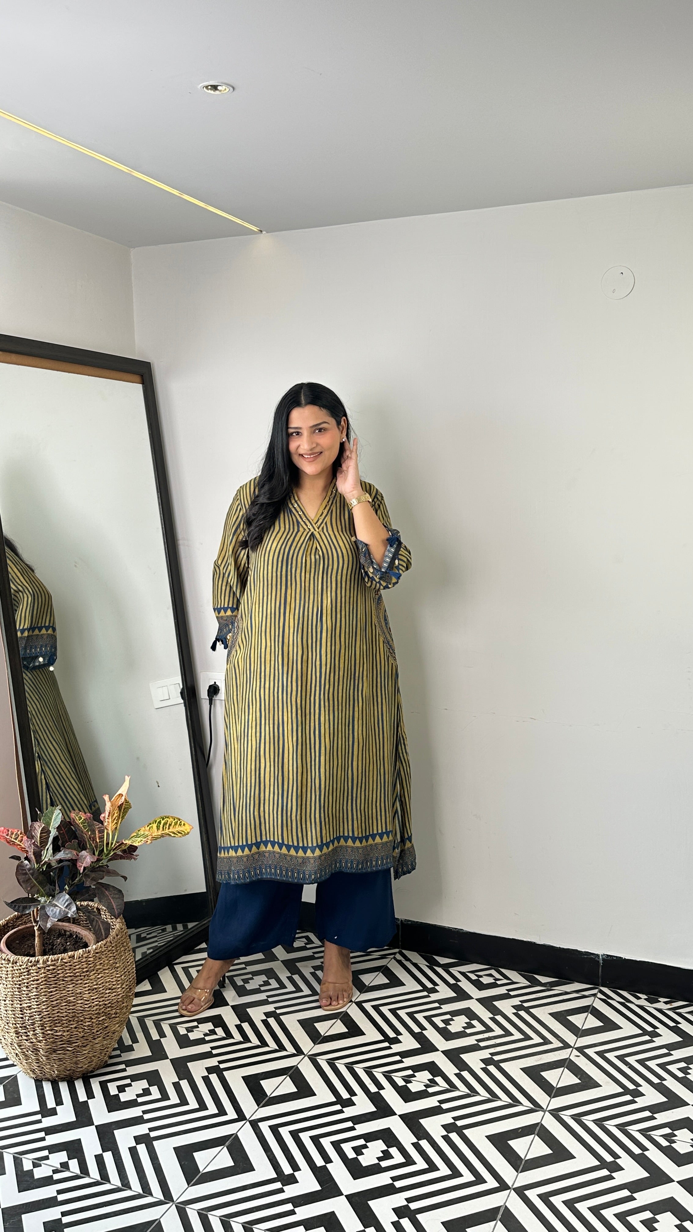 Green Stripes Pure Muslin Kurta Pants shrisa.in