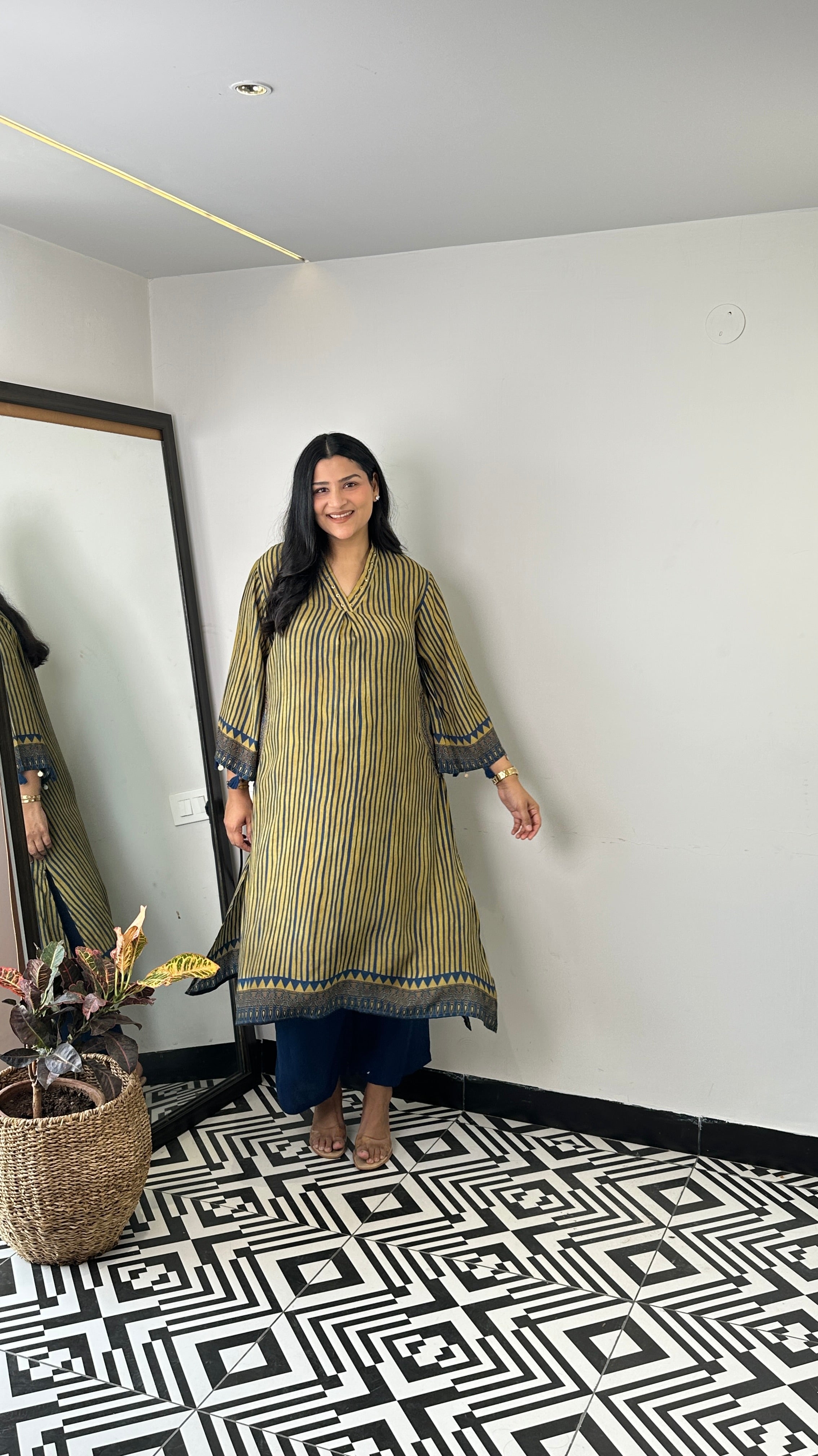 Green Stripes Pure Muslin Kurta Pants shrisa.in
