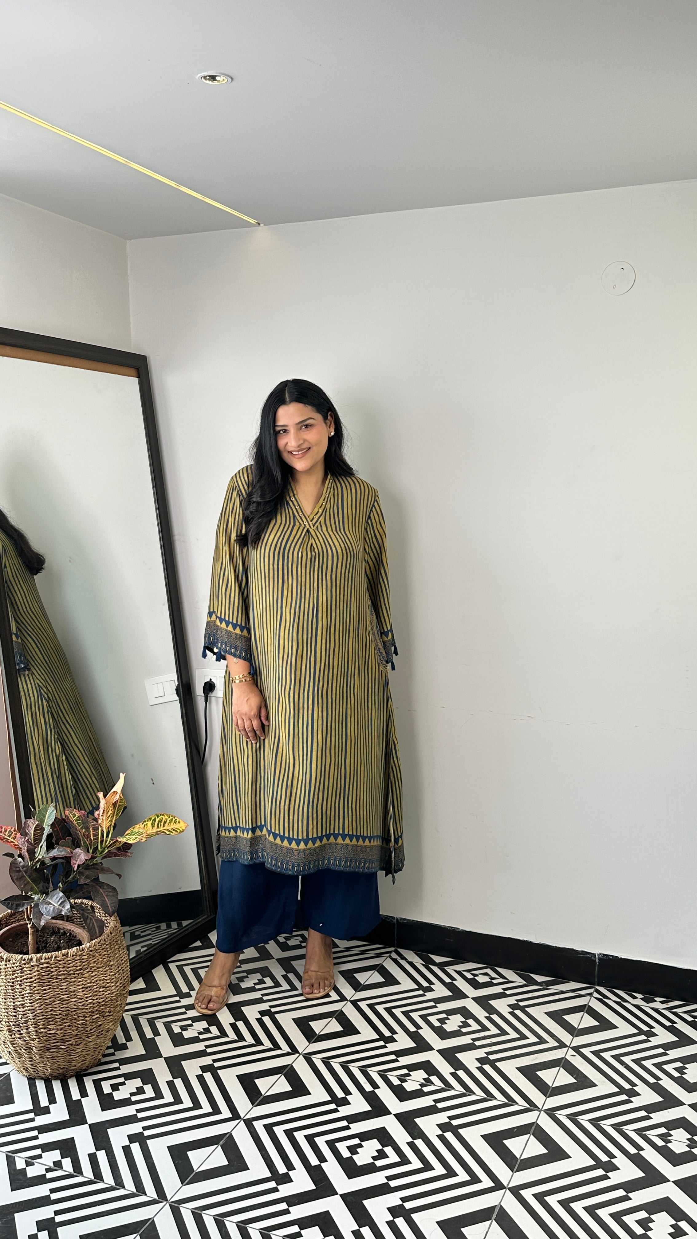 Green Stripes Pure Muslin Kurta Pants shrisa.in