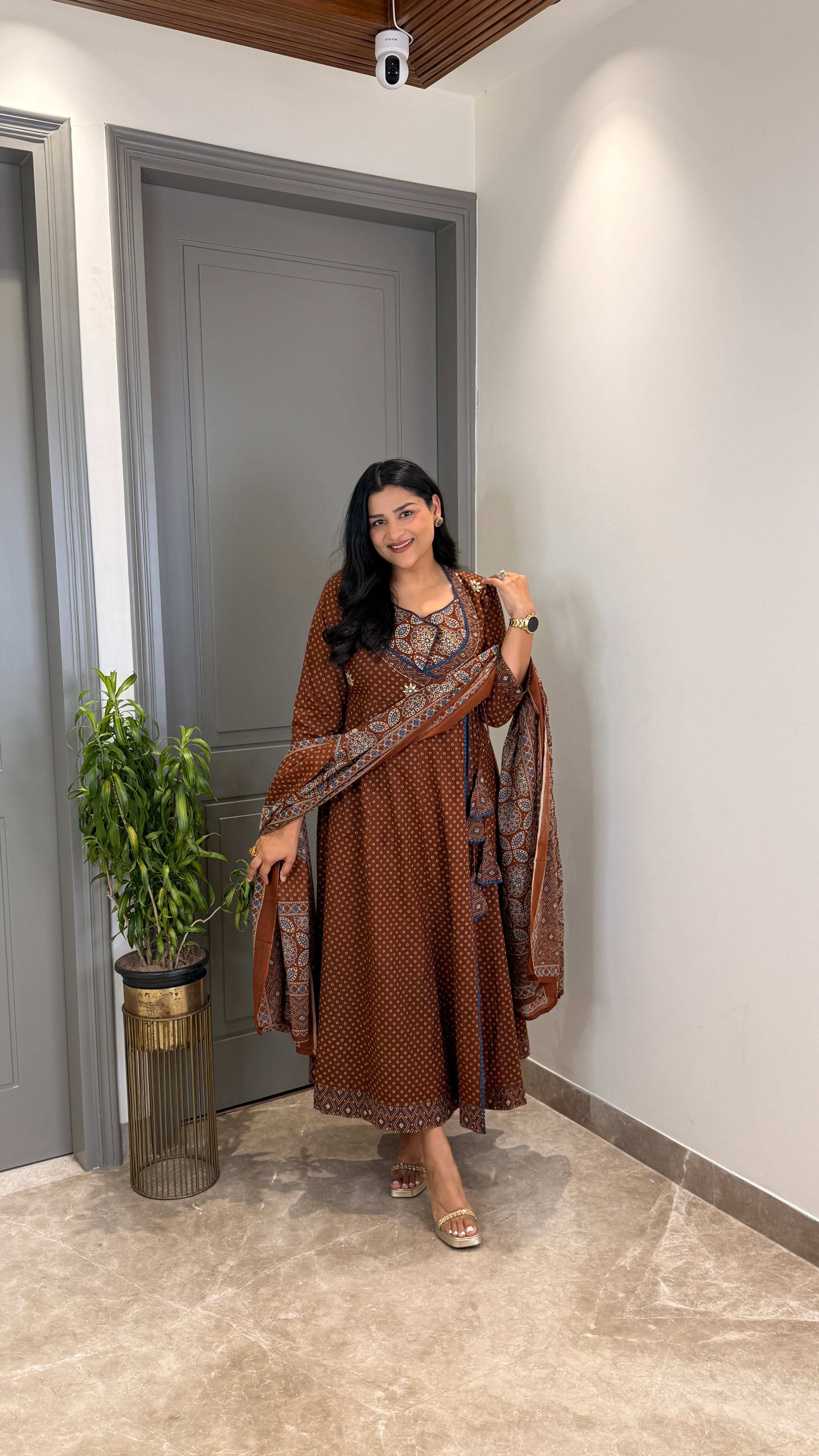 Maroon Bandhej Anarkali shrisa.in