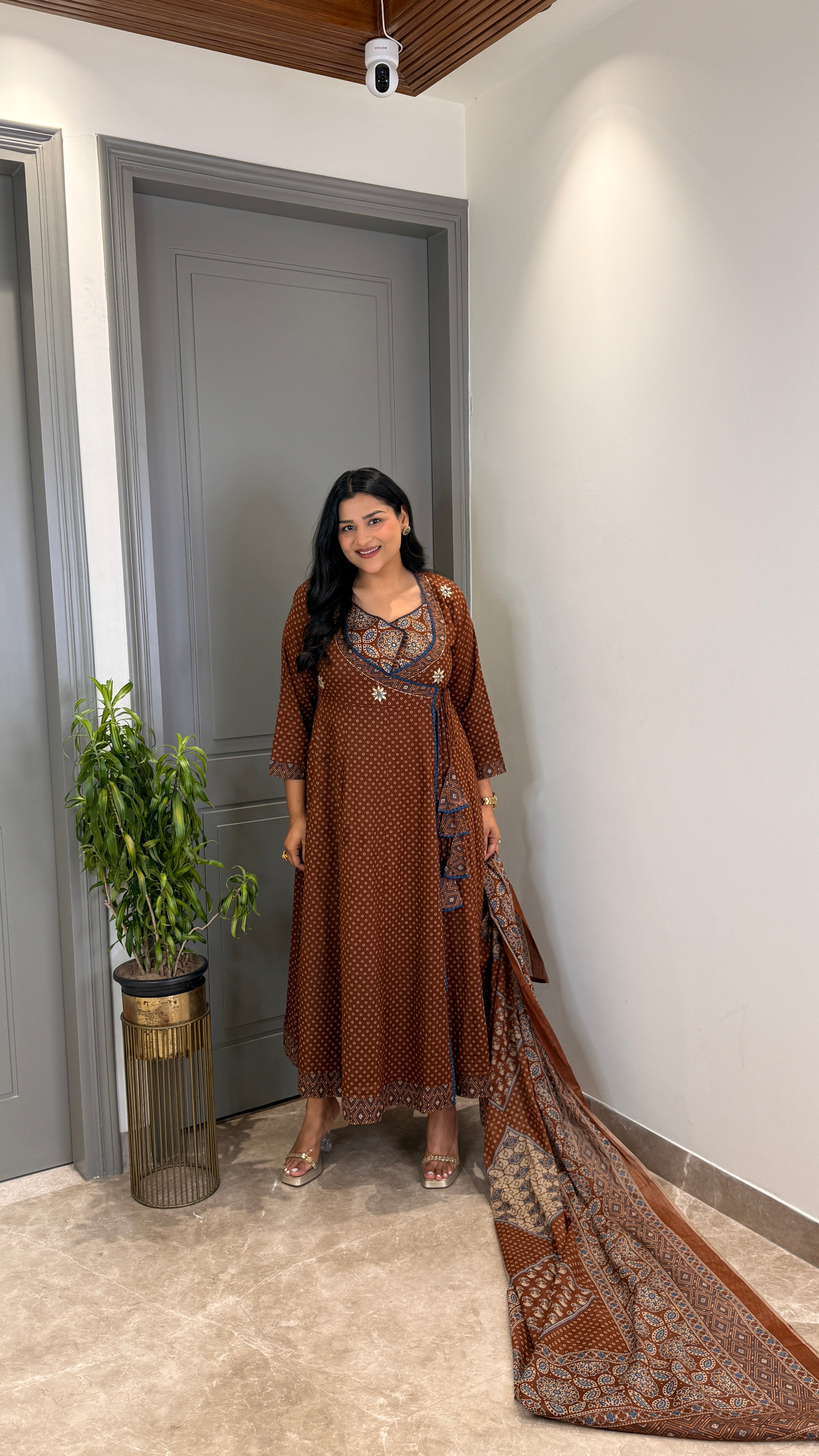 Maroon Bandhej Anarkali shrisa.in