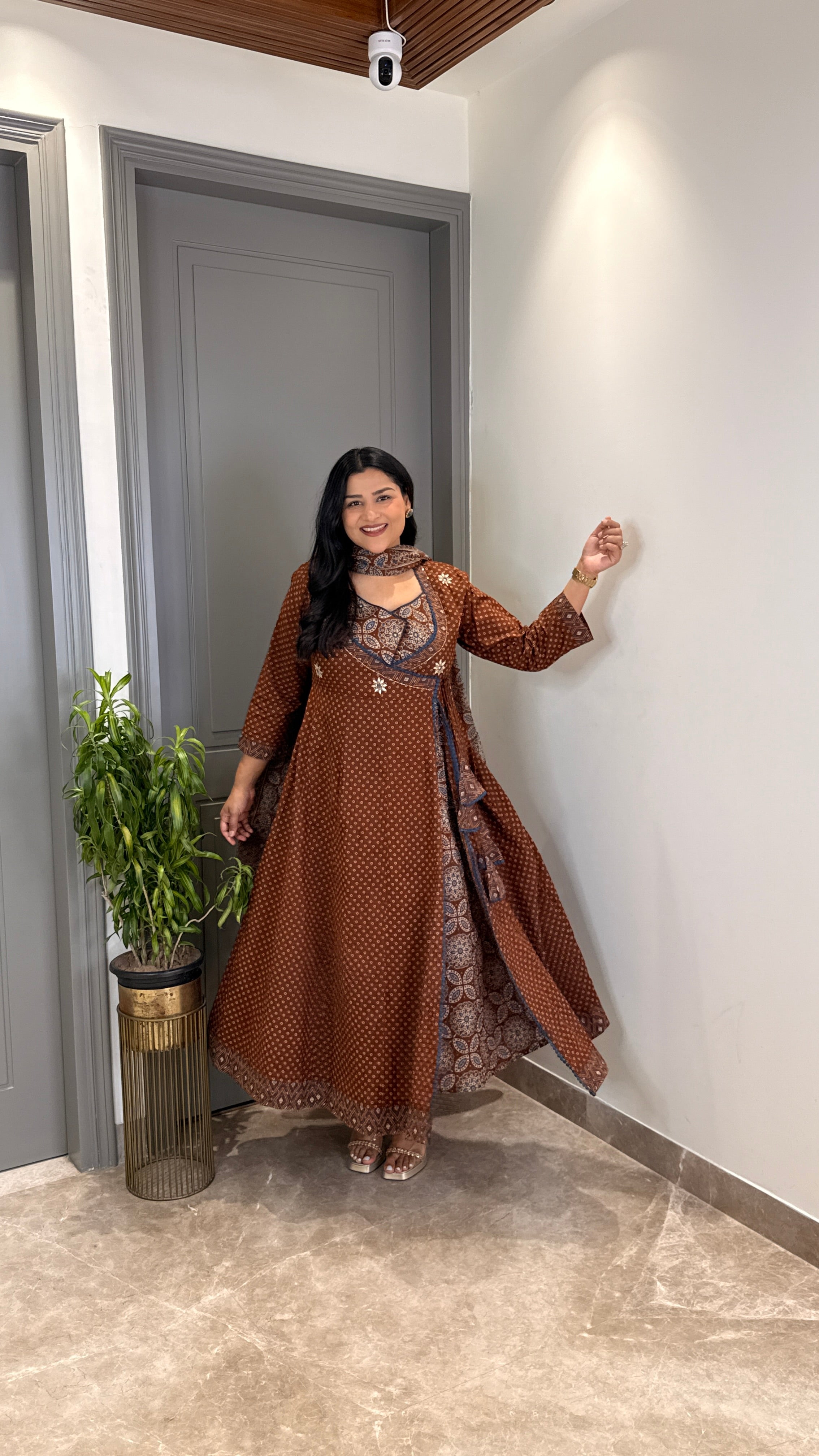 Maroon Bandhej Anarkali shrisa.in