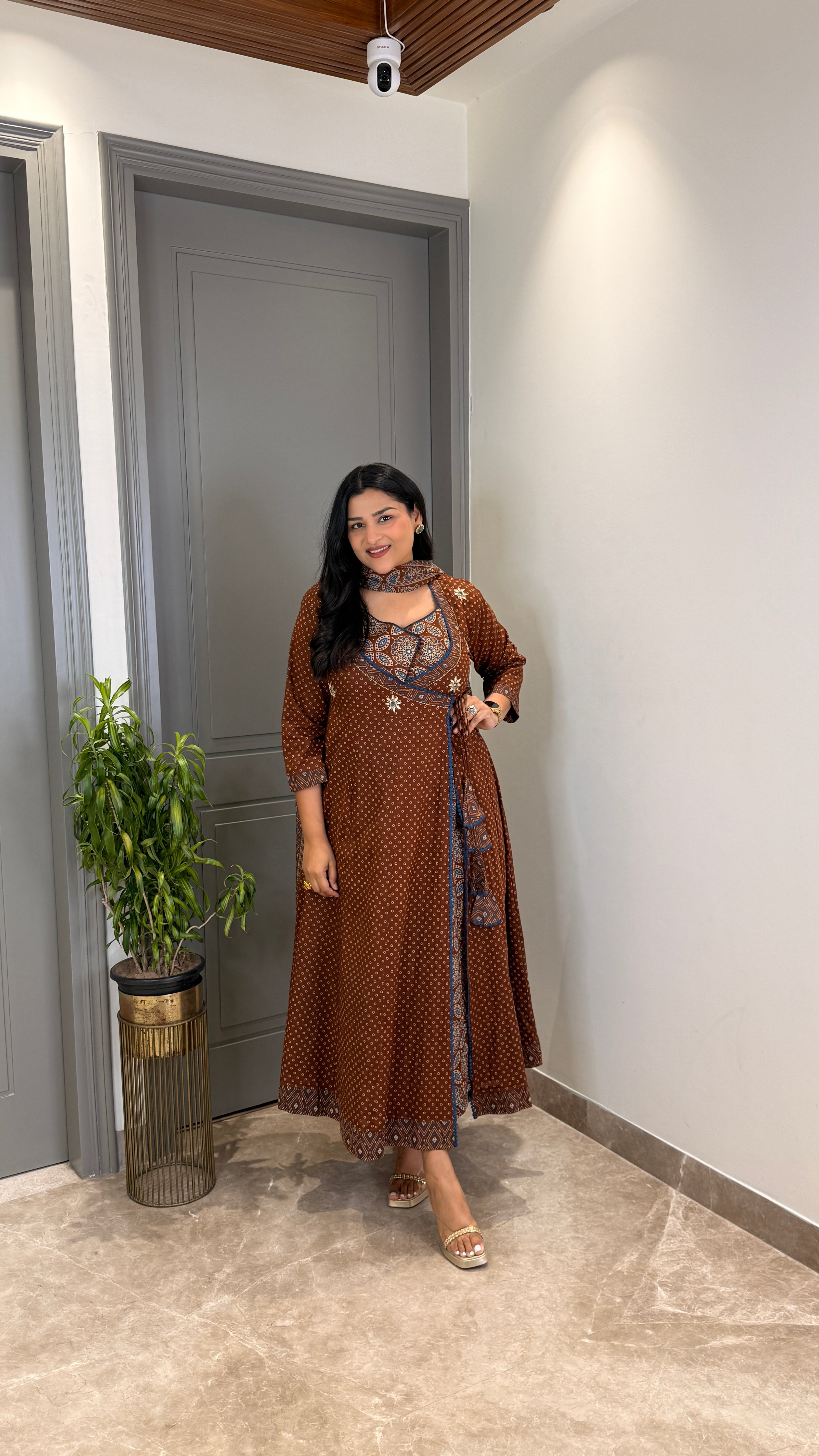 Maroon Bandhej Anarkali shrisa.in