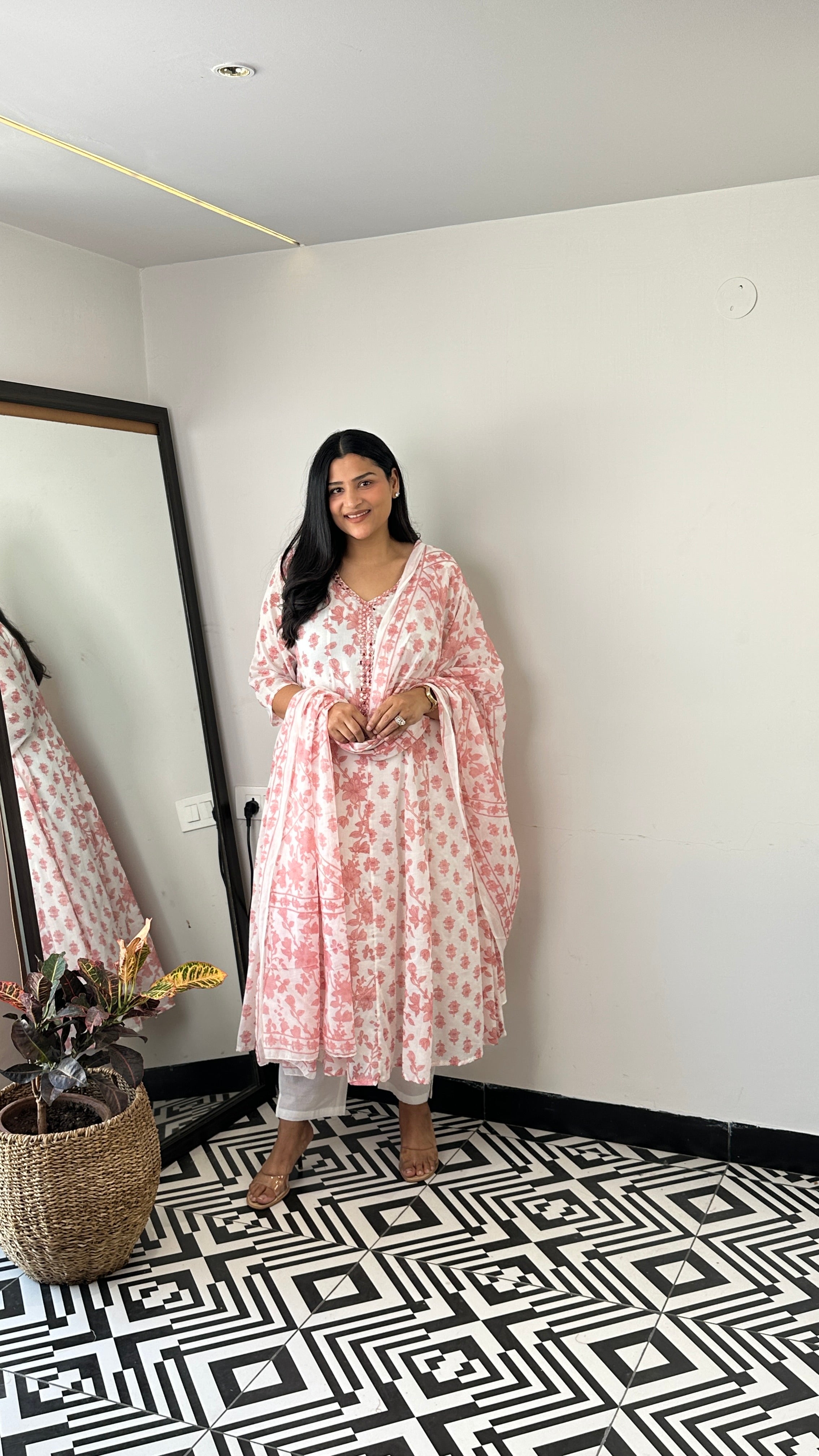 Soft Pink Floral Anarkali Suit Set shrisa.in