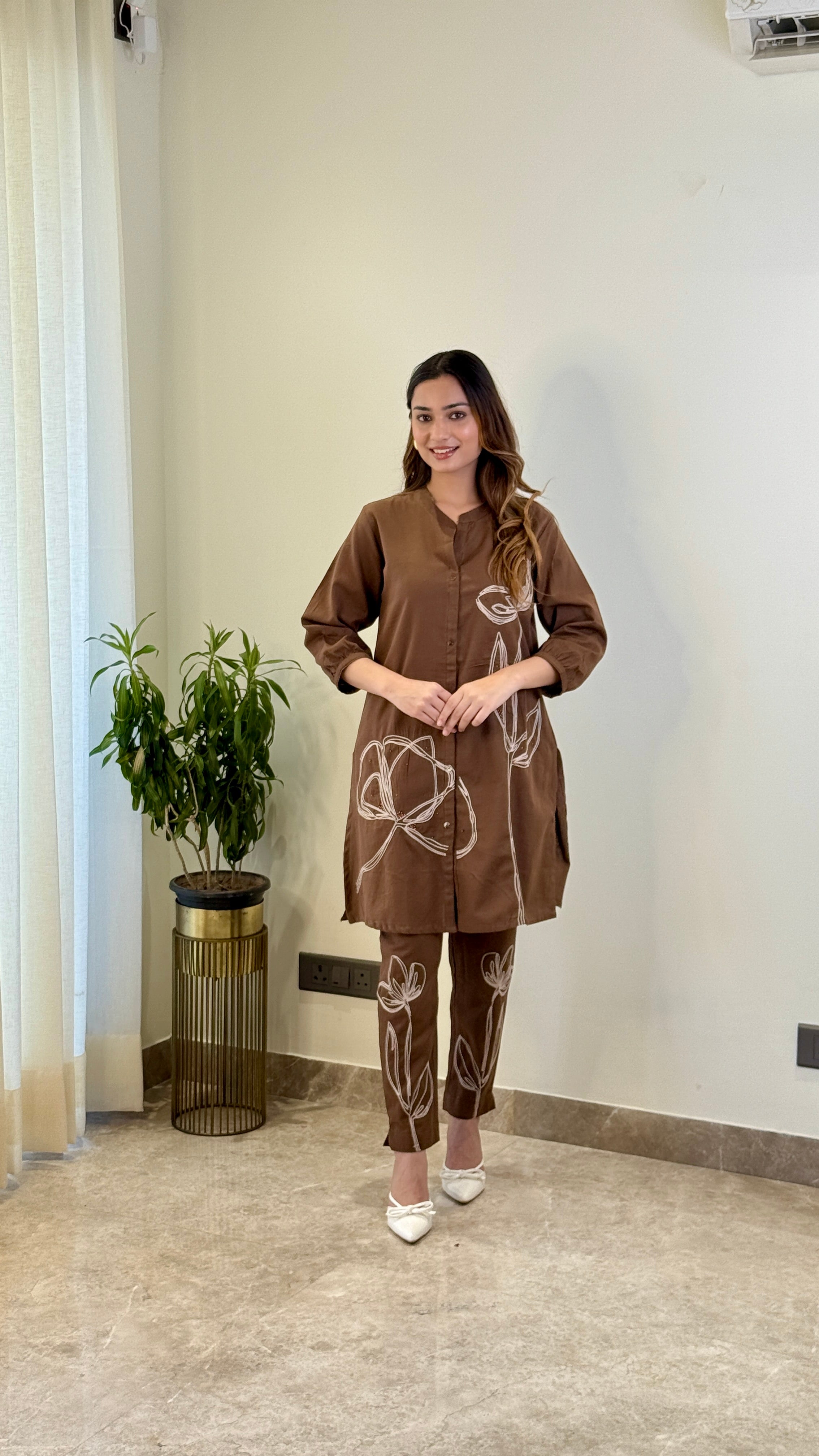 Brown Threadwork Linen Floral Cord Set