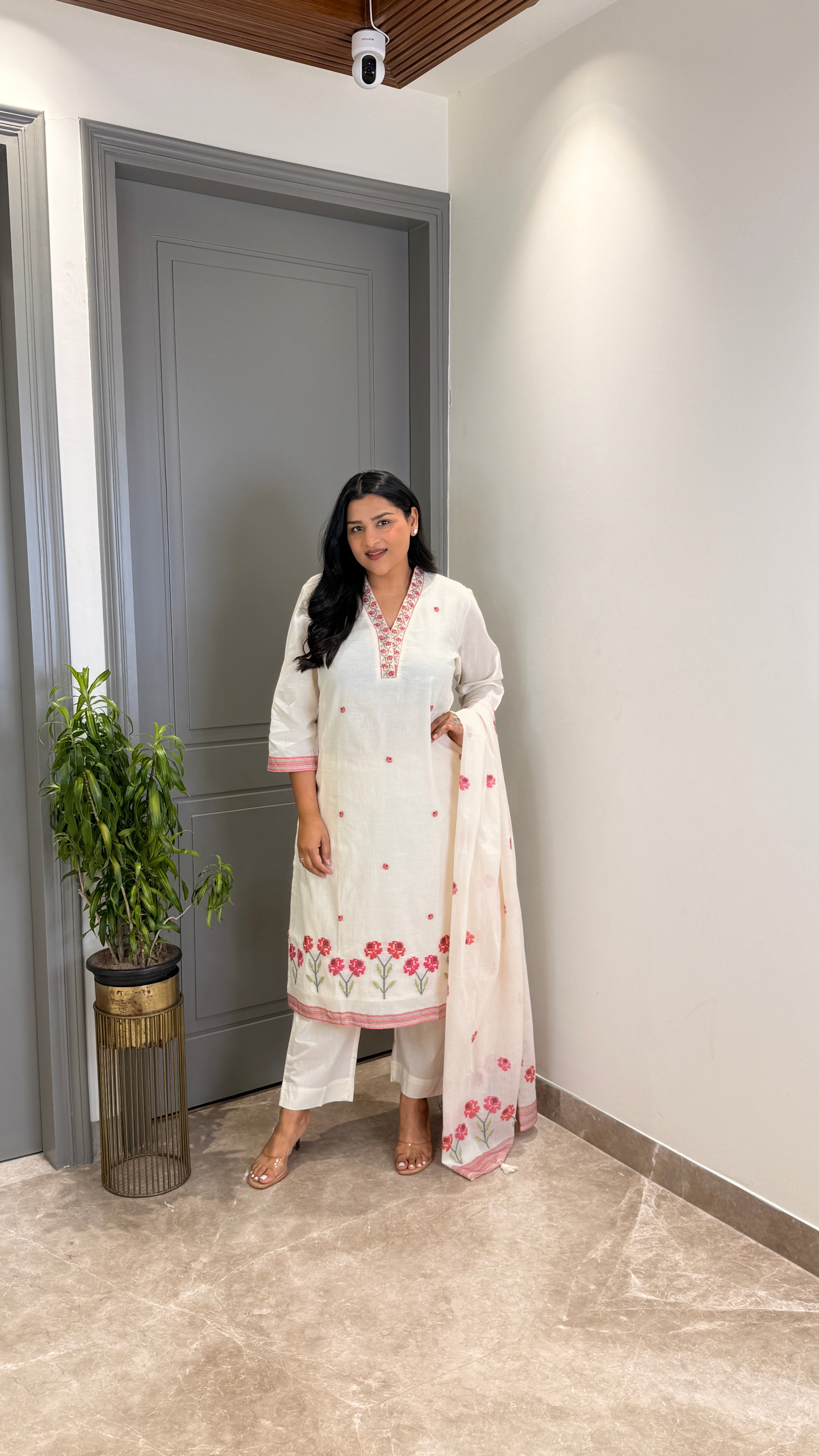 Jamdani Floral Suit Set shrisa.in