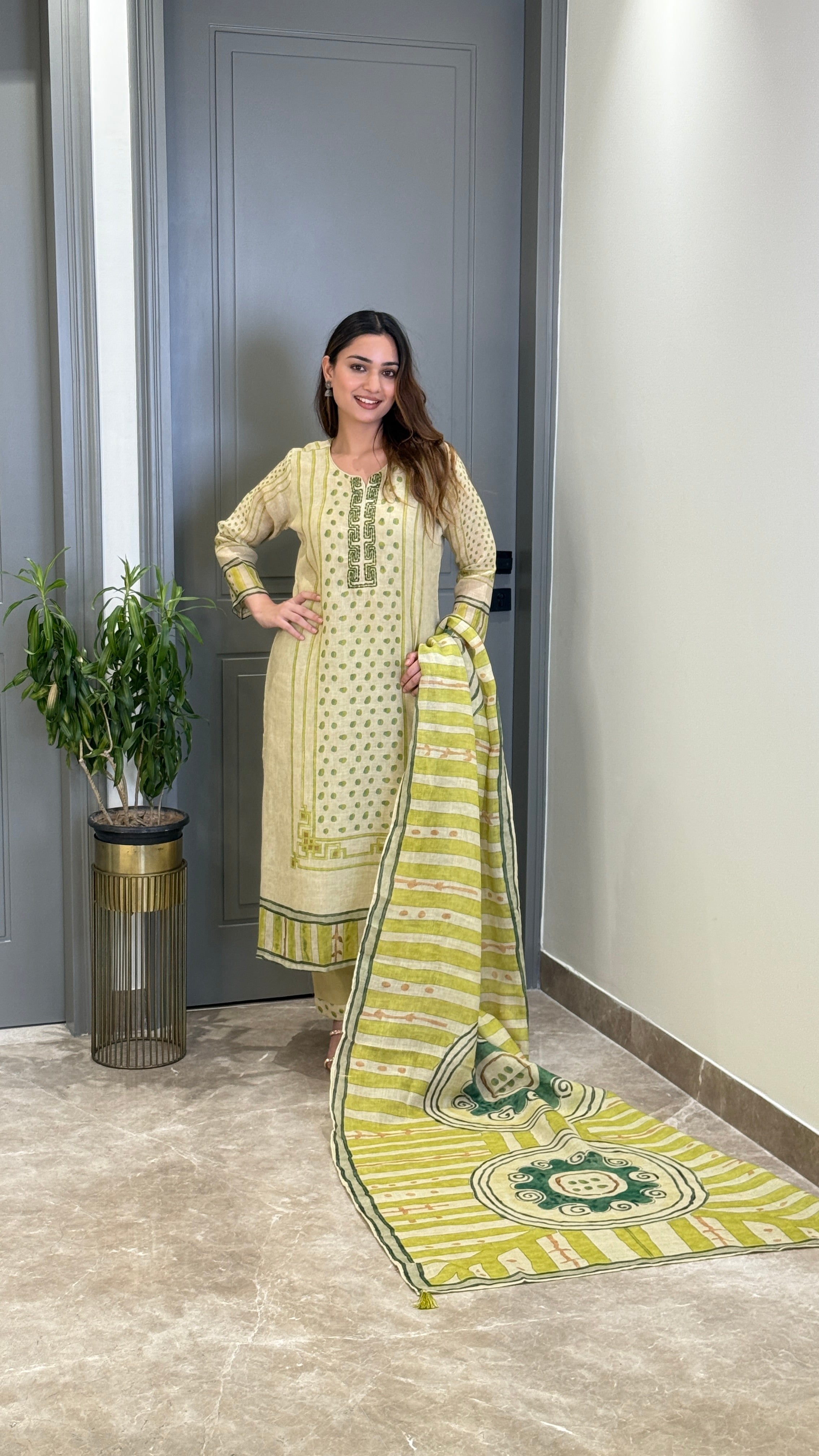 Pantone Linen Suit Set