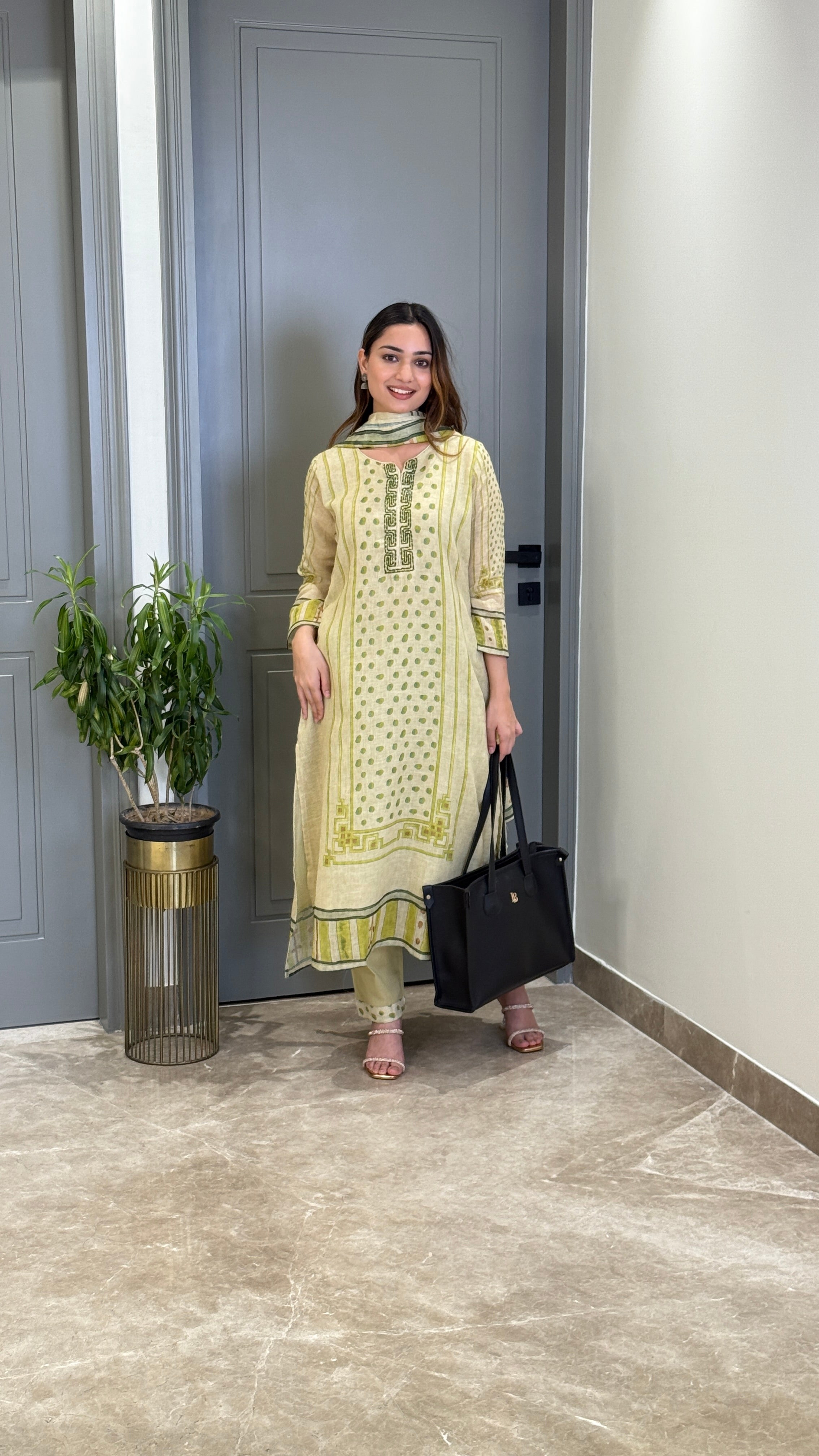 Pantone Linen Suit Set