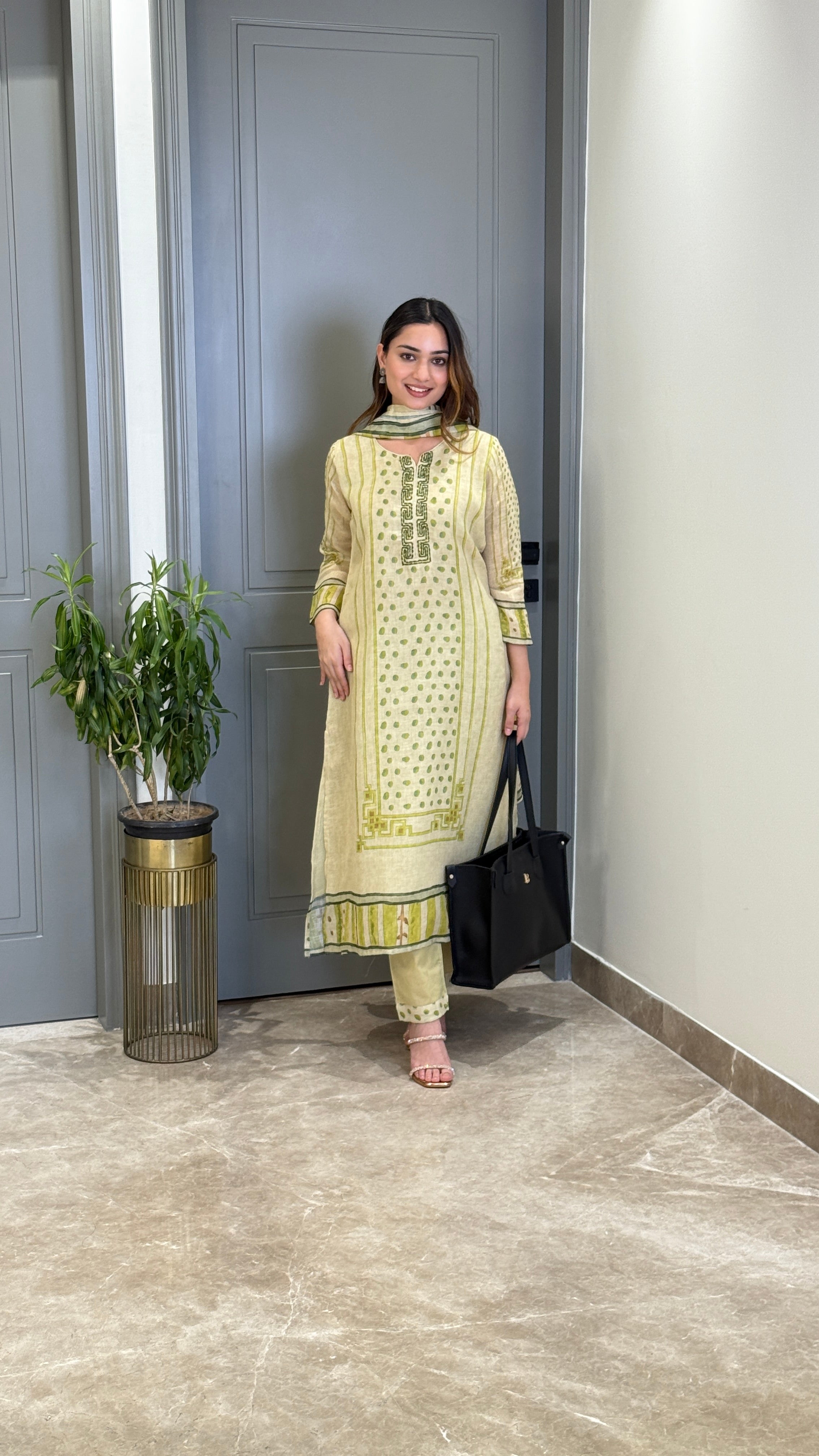 Pantone Linen Suit Set