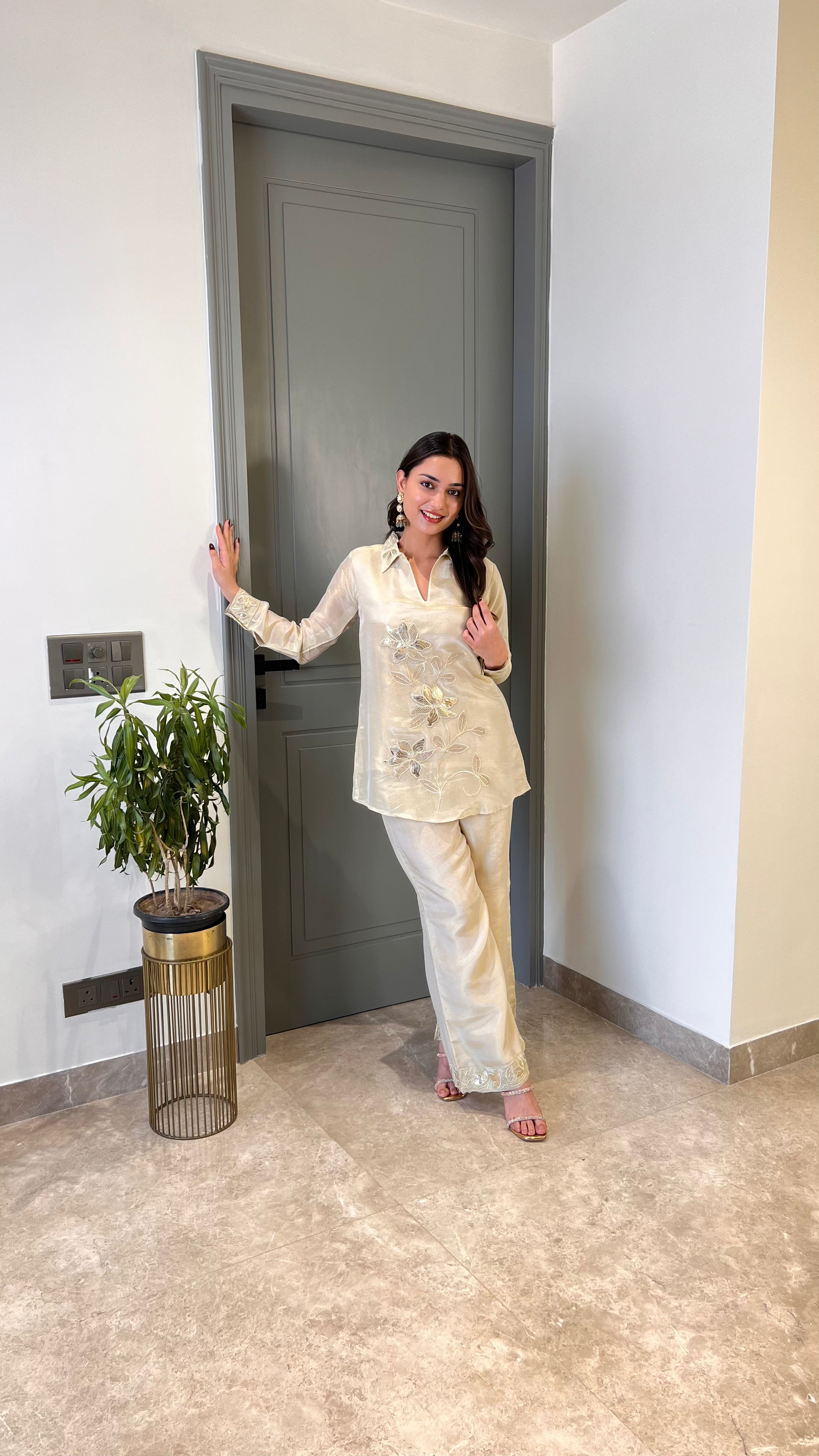 Ivory Tissue Leather Cord Set