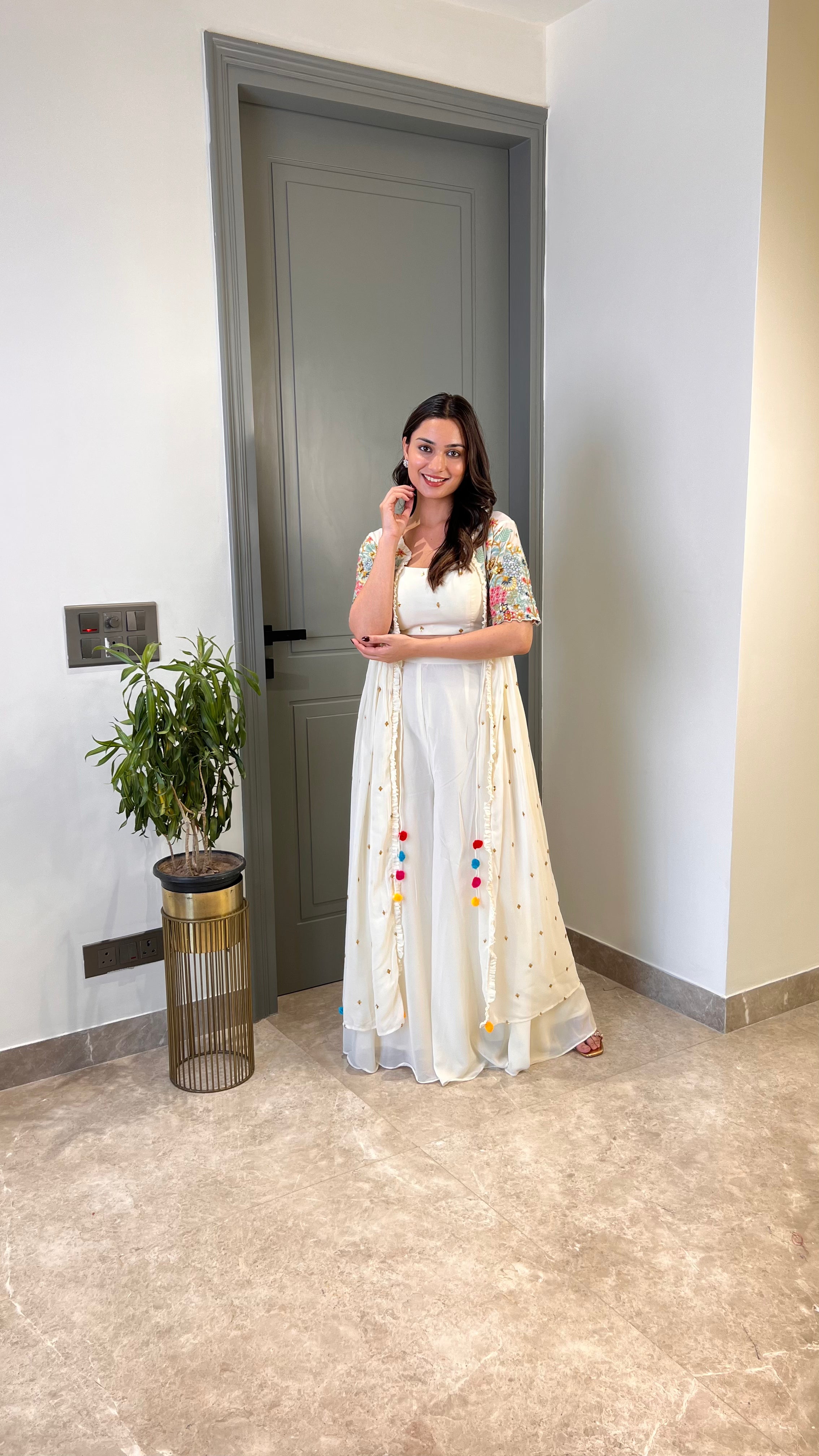 Heavy Shrug Style Indowestern