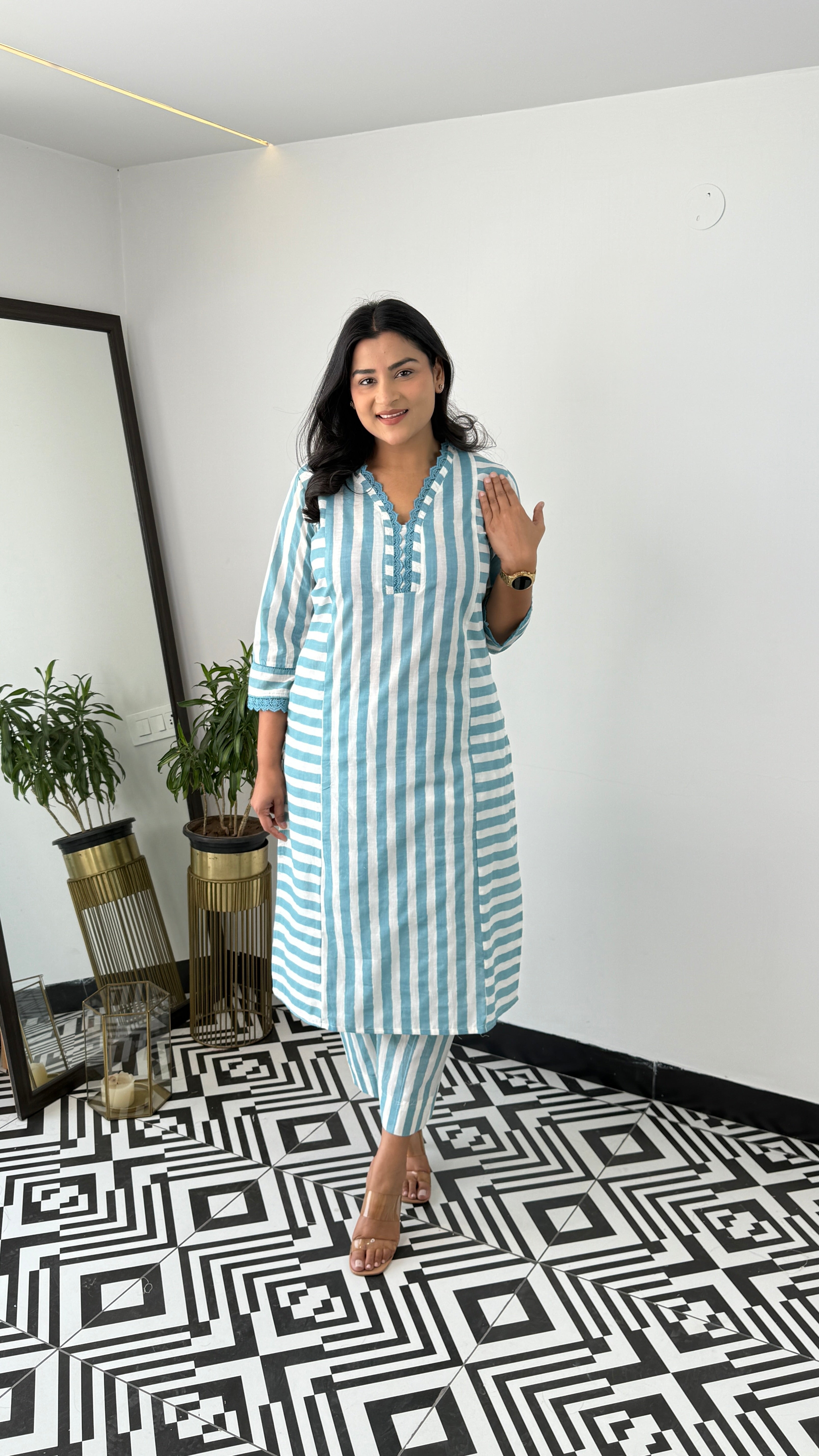 Stripes Blue V-Neck Kurta Pants