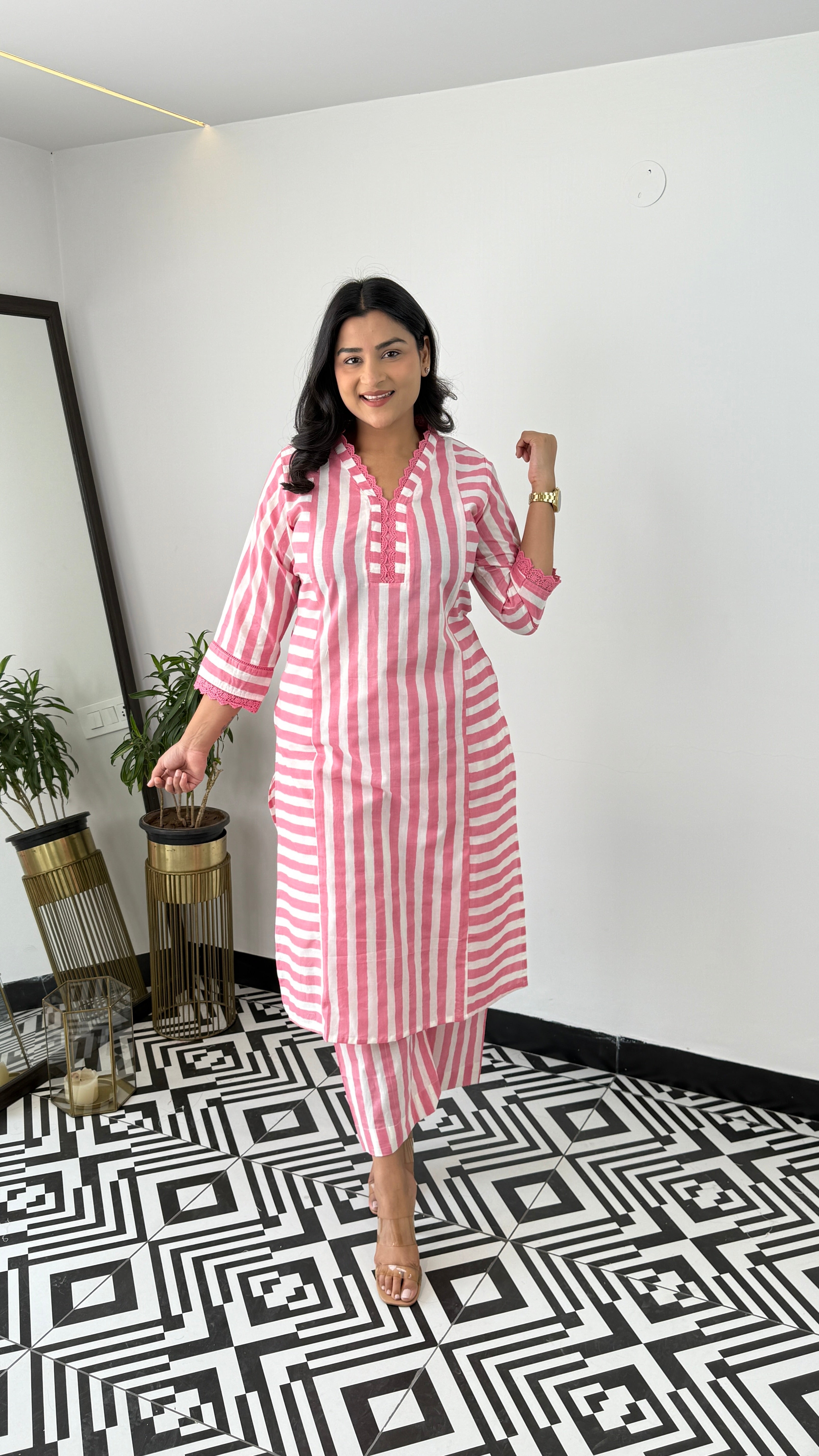 Stripes Pink V-Neck Kurta Pants