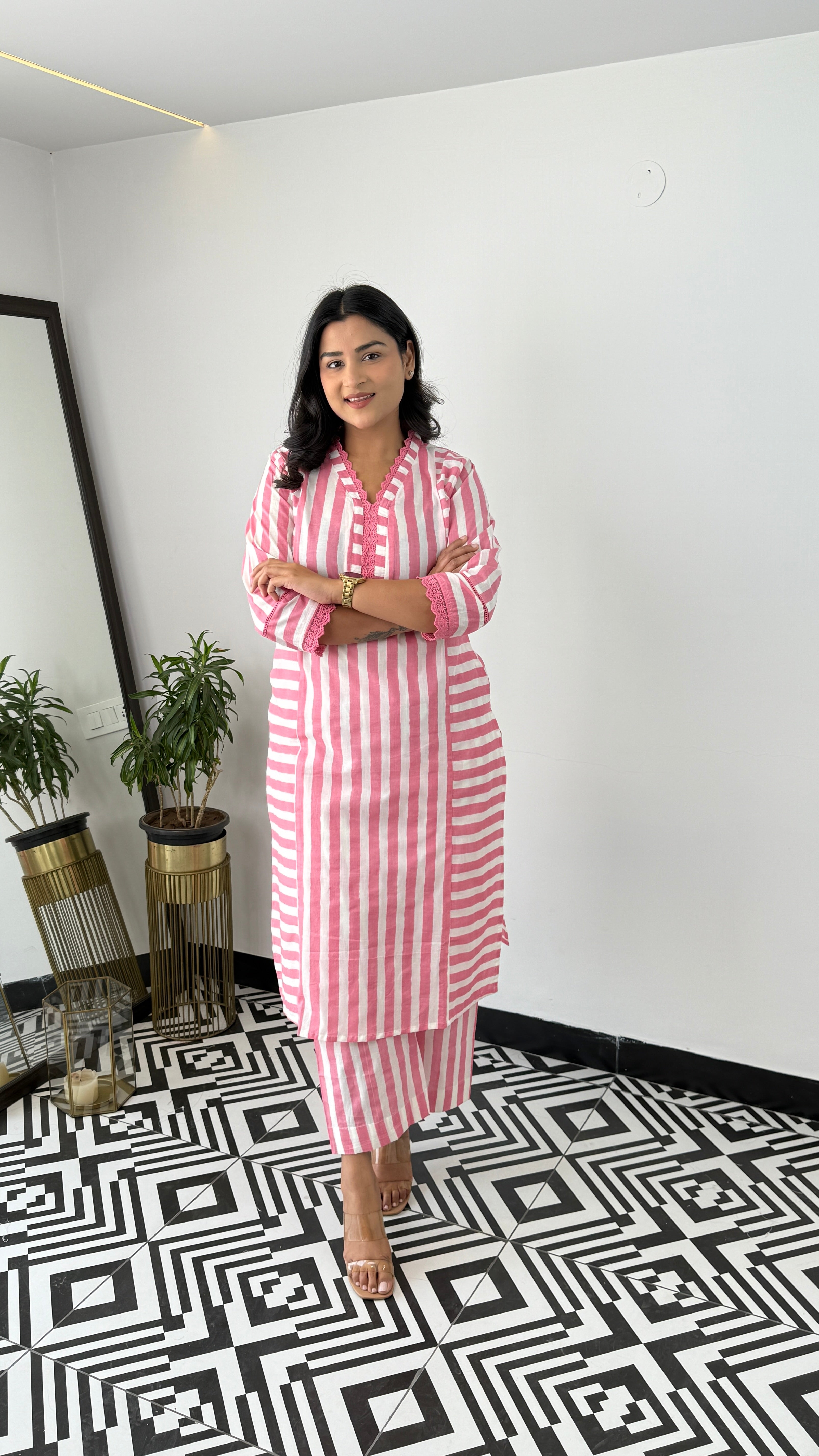 Stripes Pink V-Neck Kurta Pants