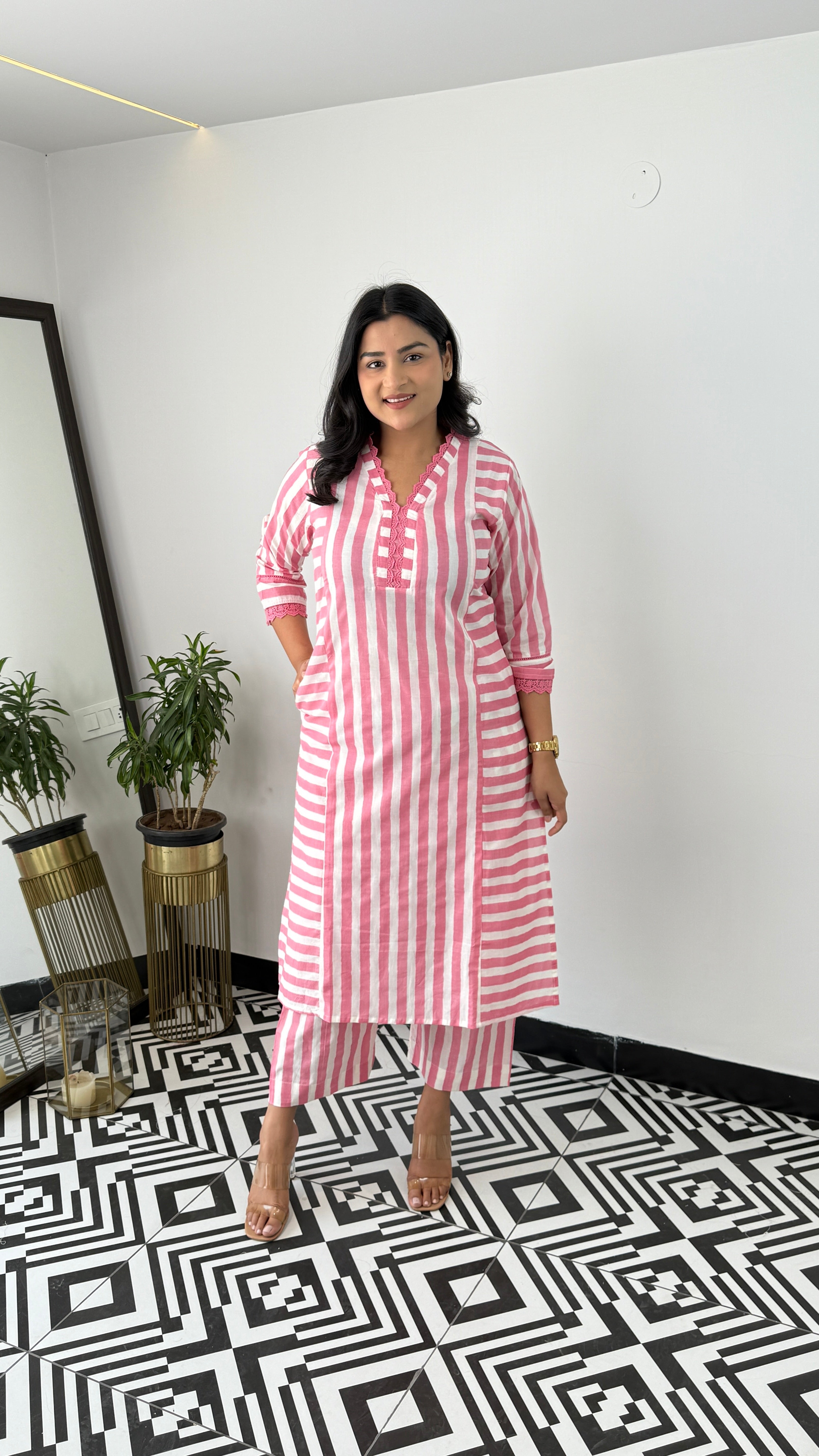 Stripes Pink V-Neck Kurta Pants