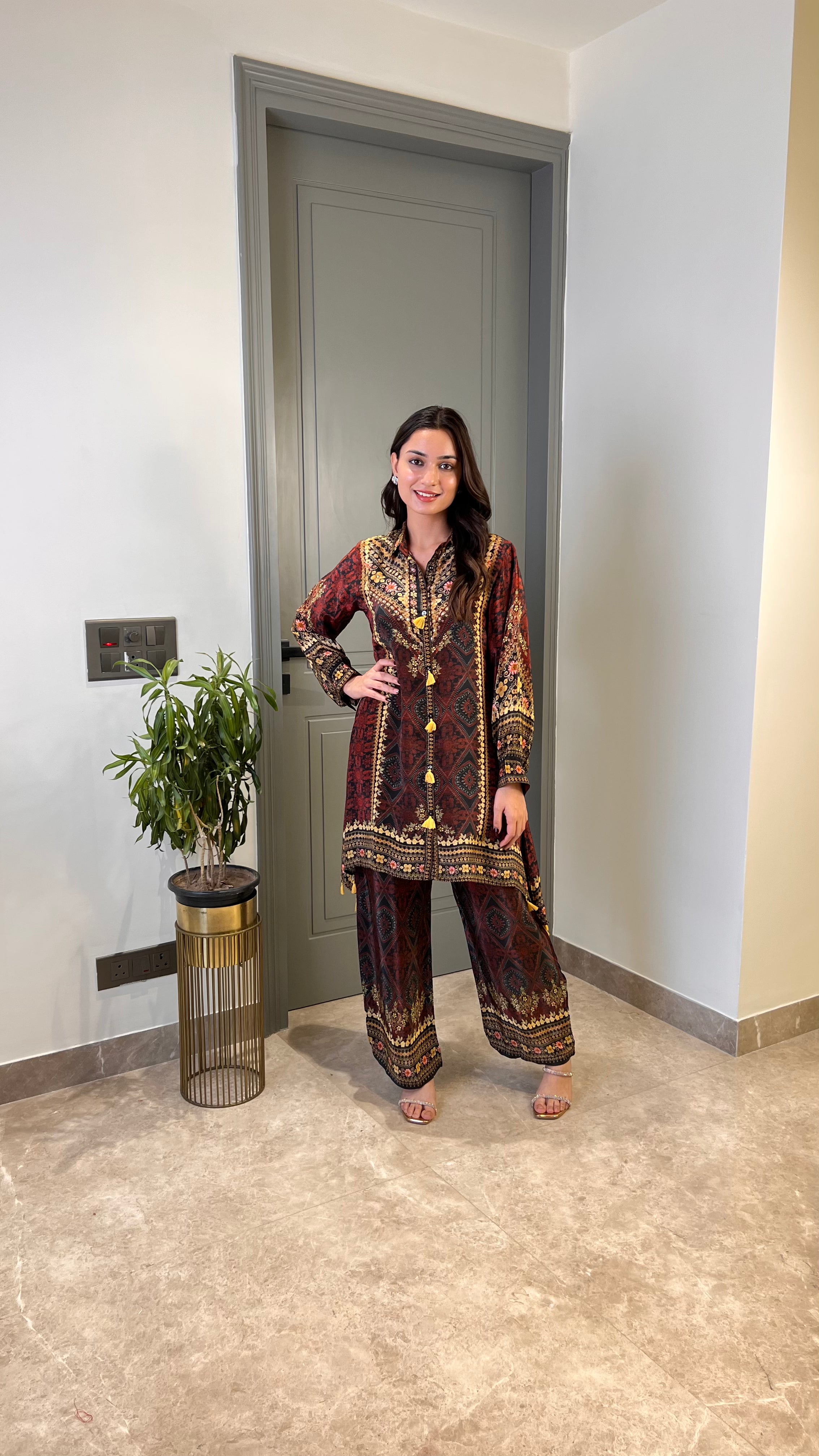 Black and Golden Crepe Cord Set 