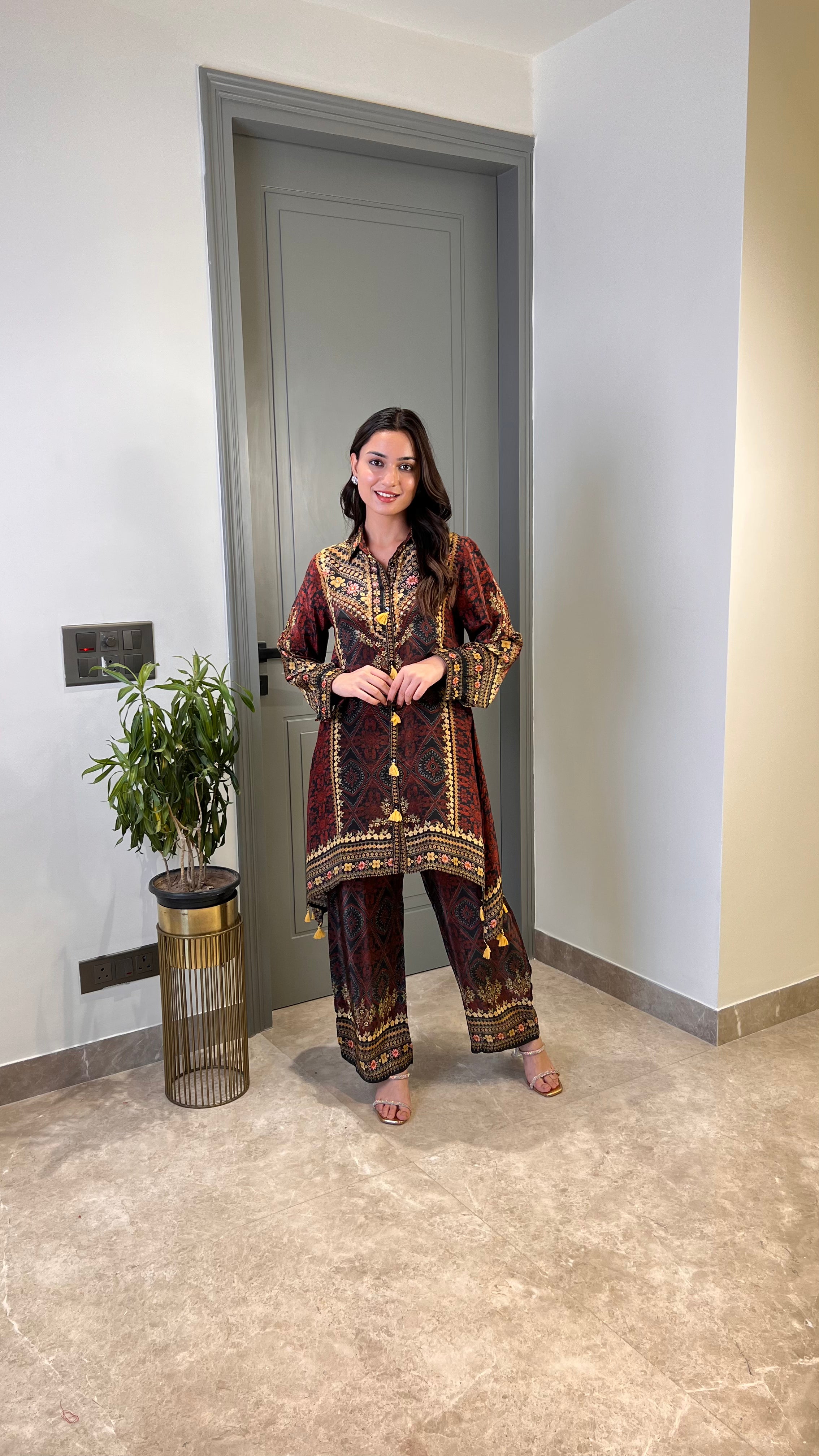 Black and Golden Crepe Cord Set 