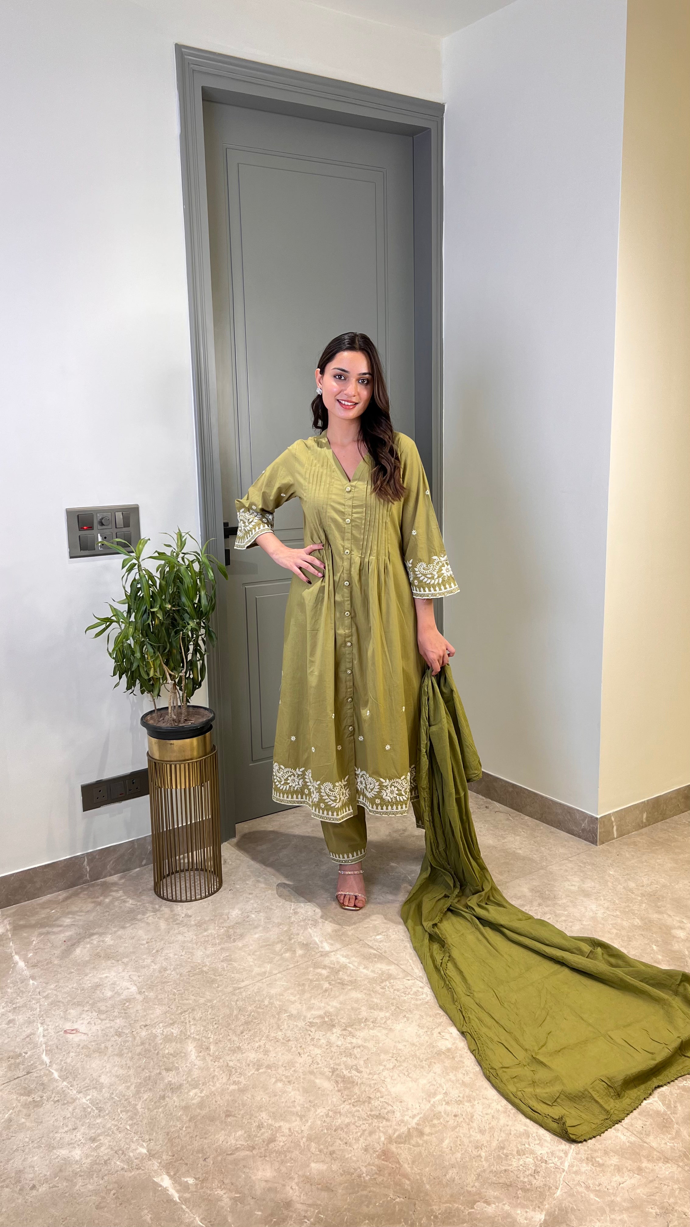 Central Green Suit Set