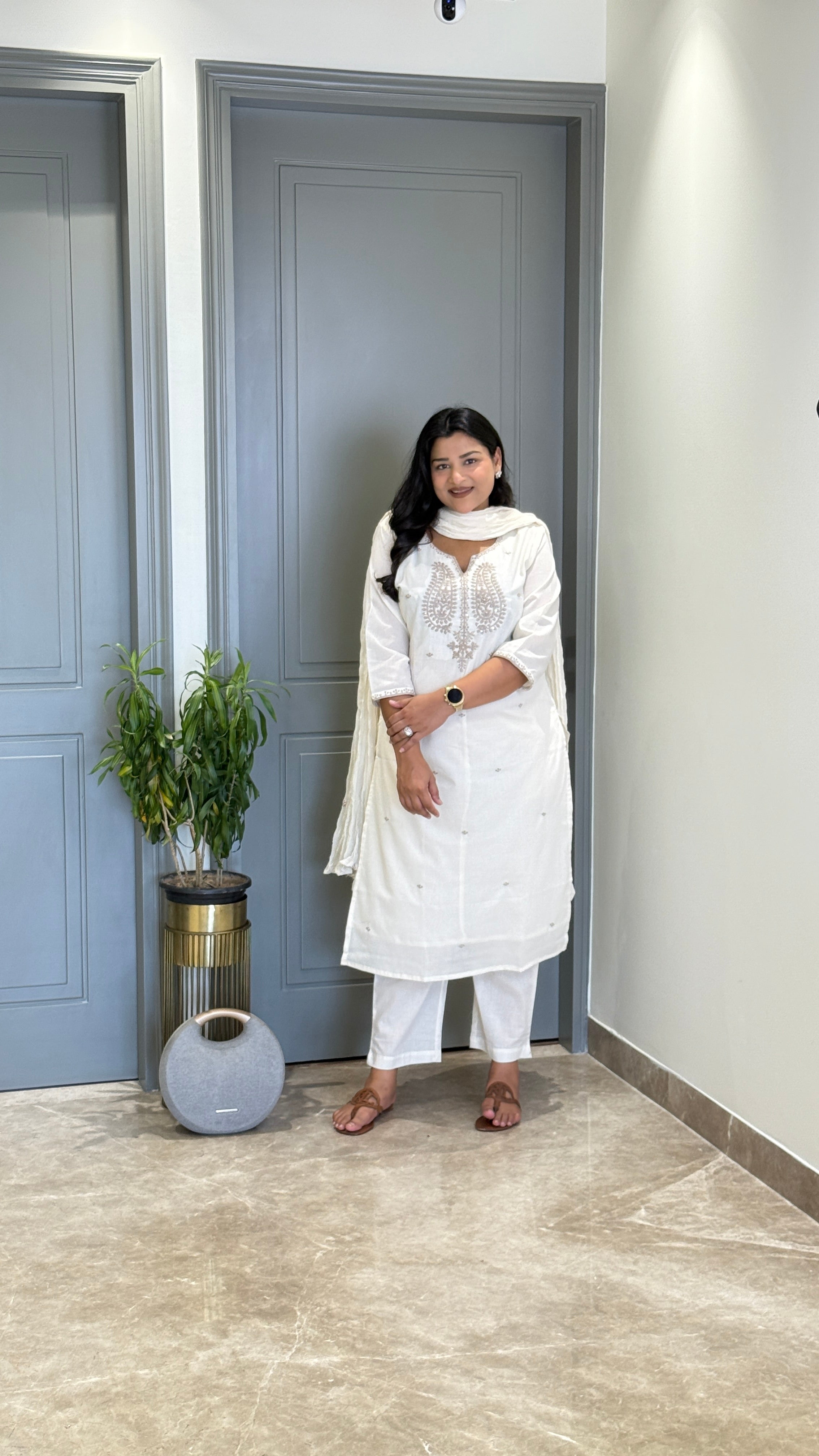 Ivory Threadwork Boota Suit Set