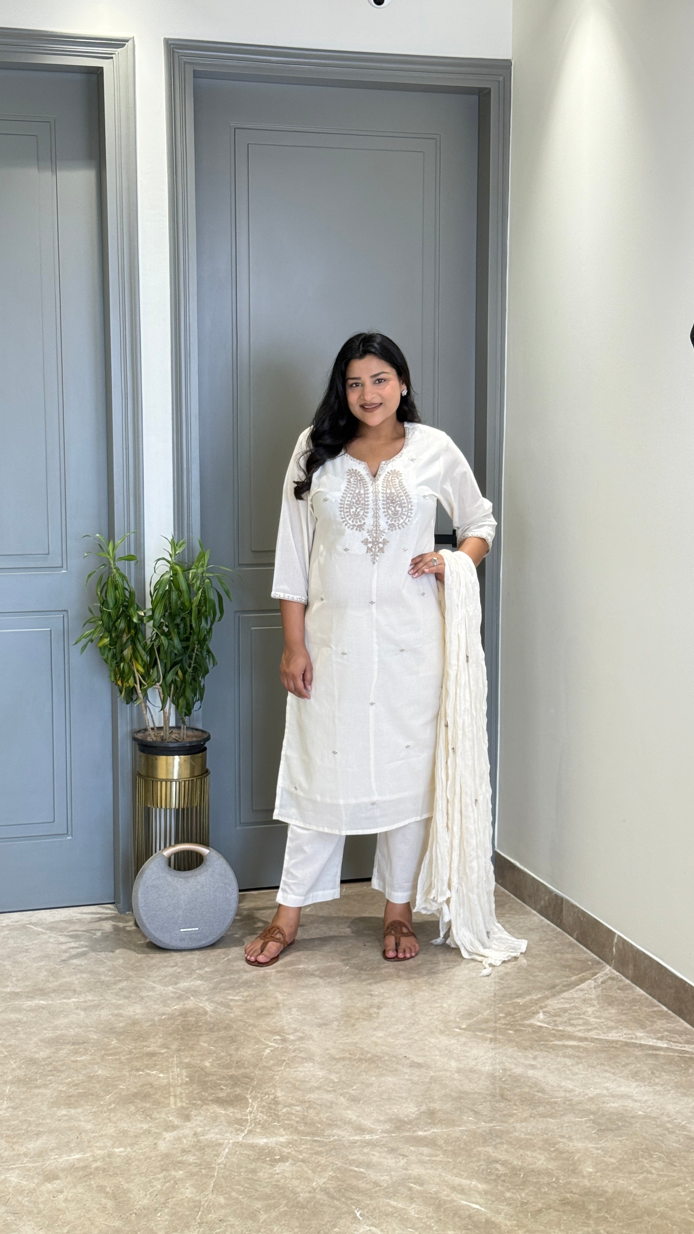 Ivory Threadwork Boota Suit Set