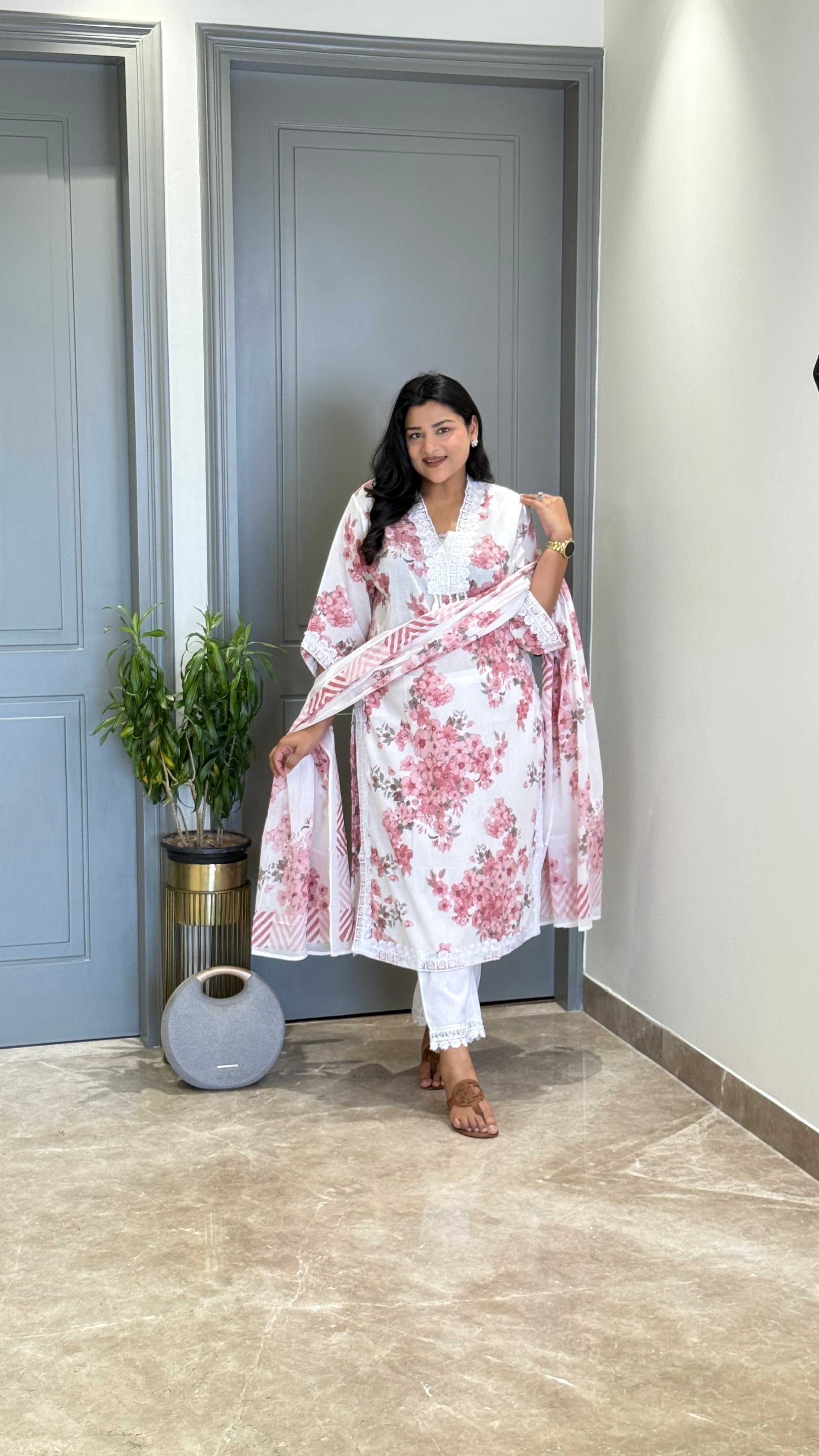 Pink & White Lacework Suit Set