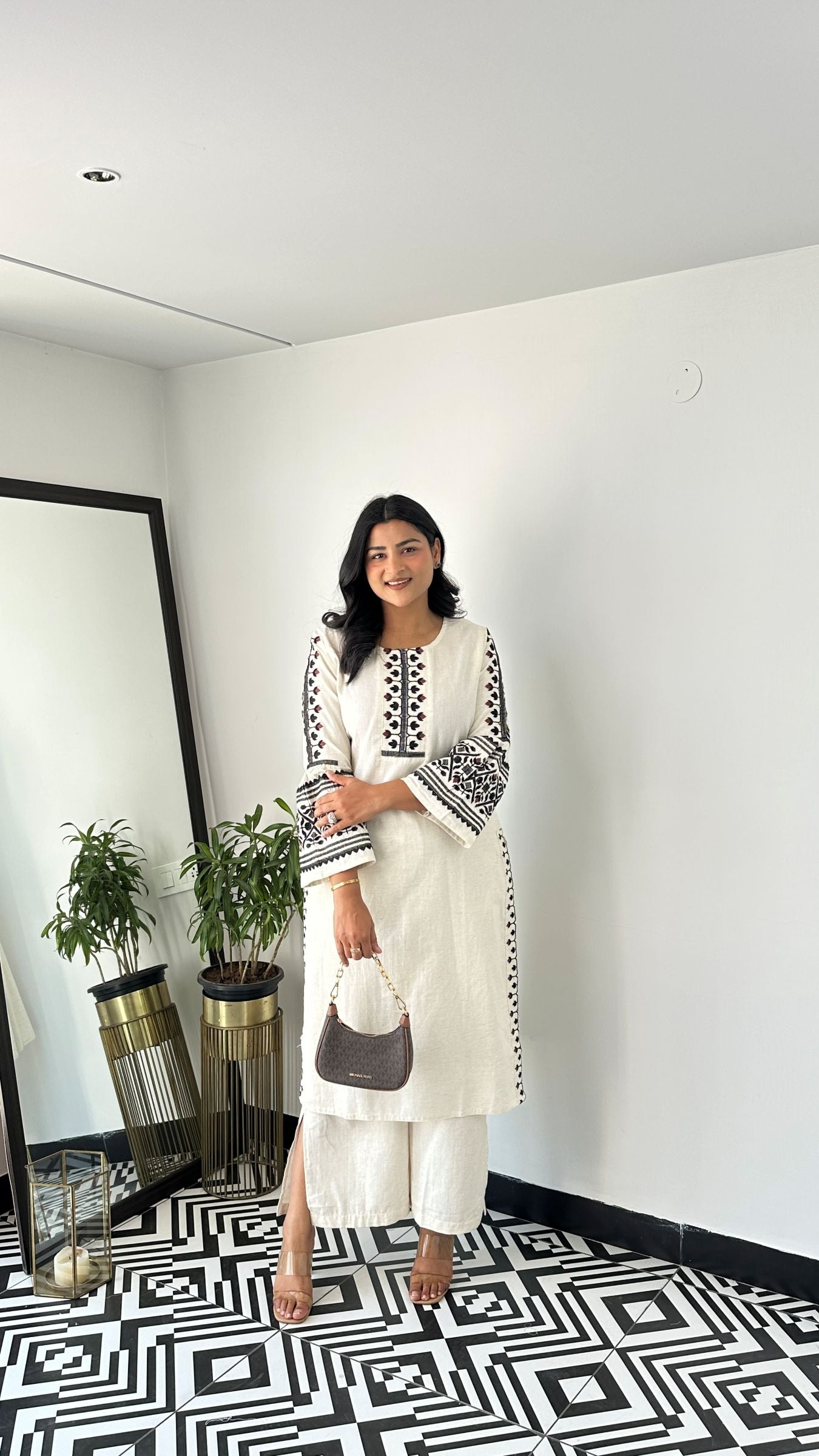 Ikkai Snowwhite Kurta Pants