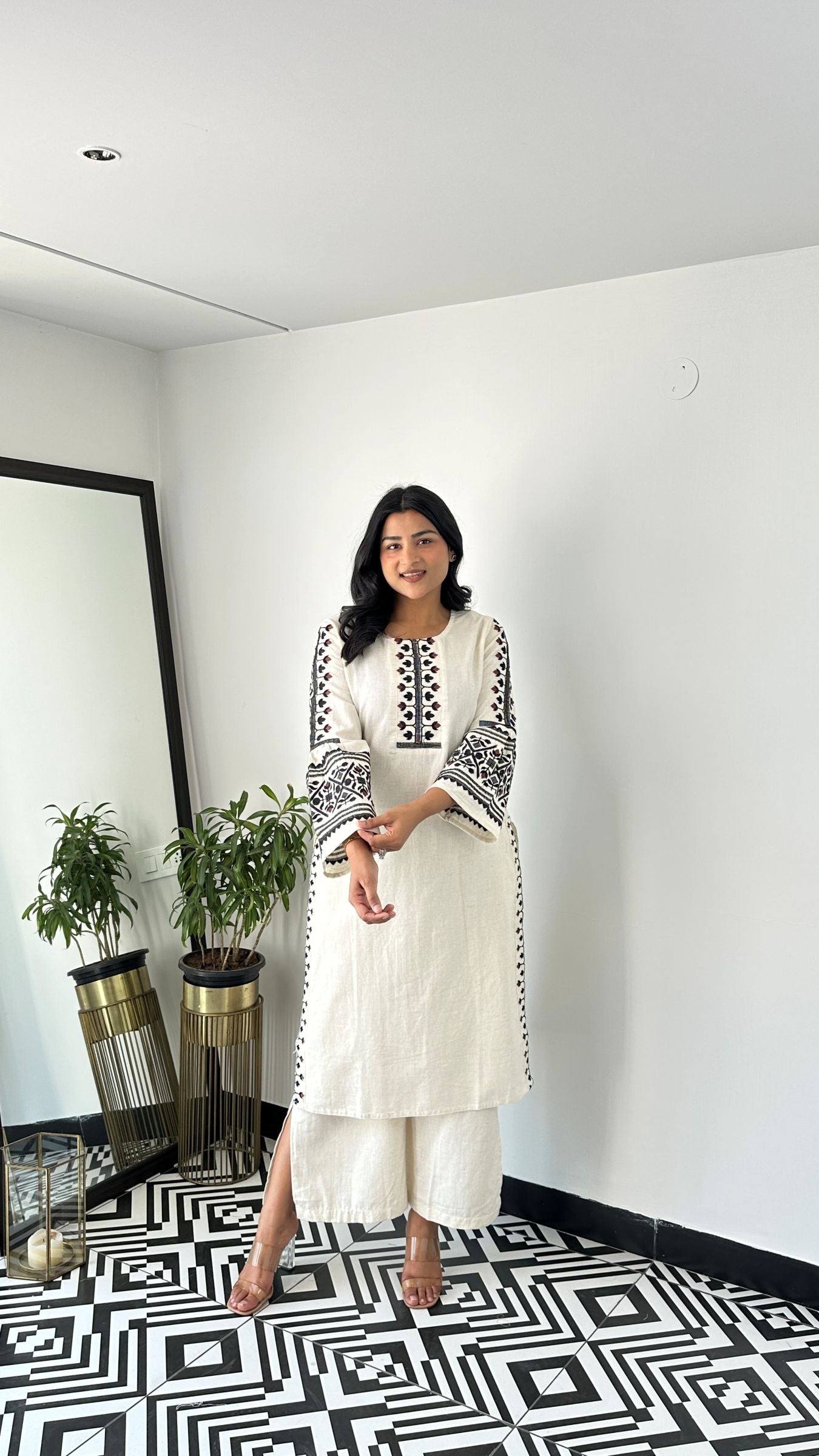 Ikkai Snowwhite Kurta Pants