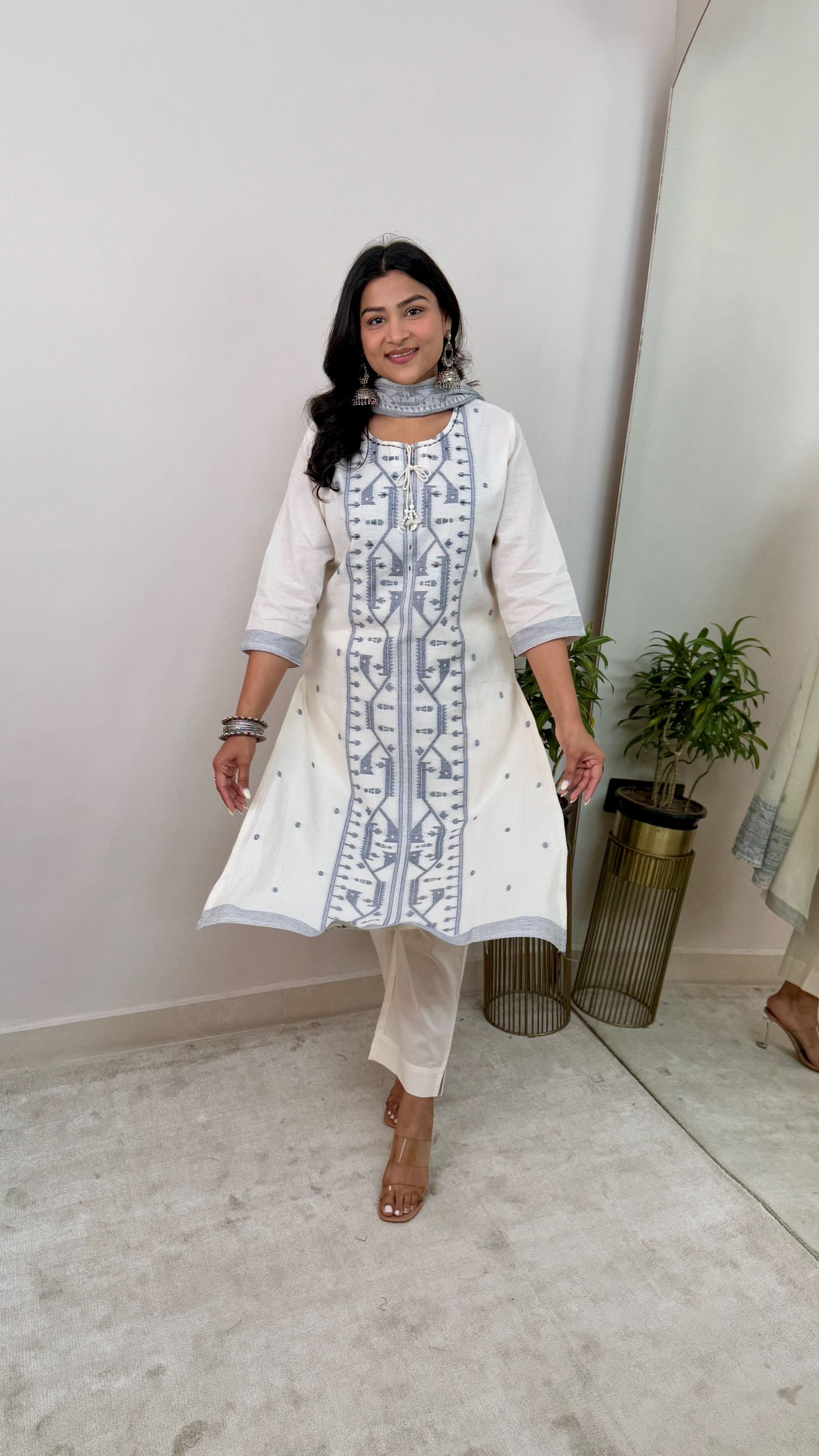 Jamdani Pearl Suit Set