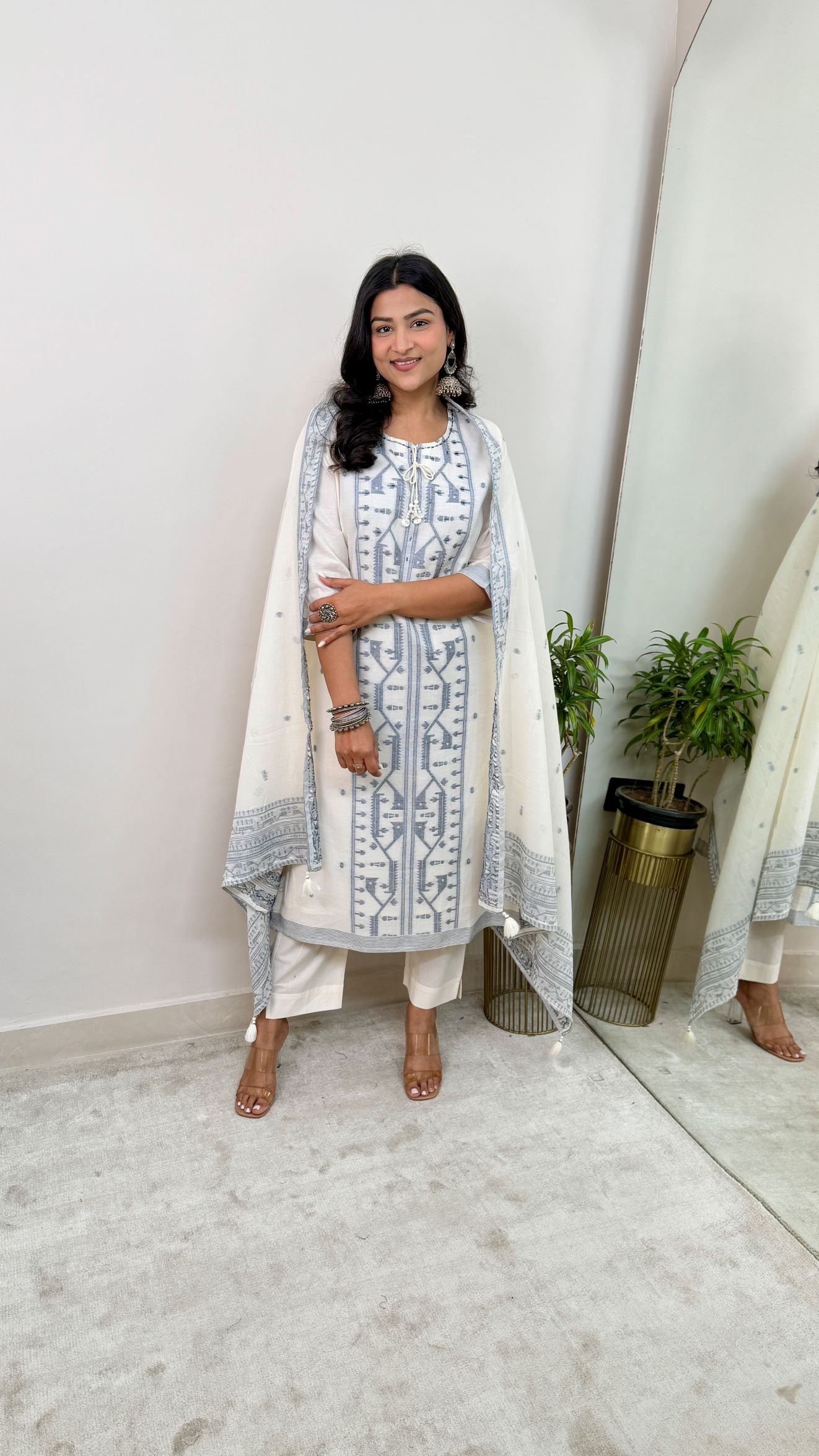 Jamdani Pearl Suit Set