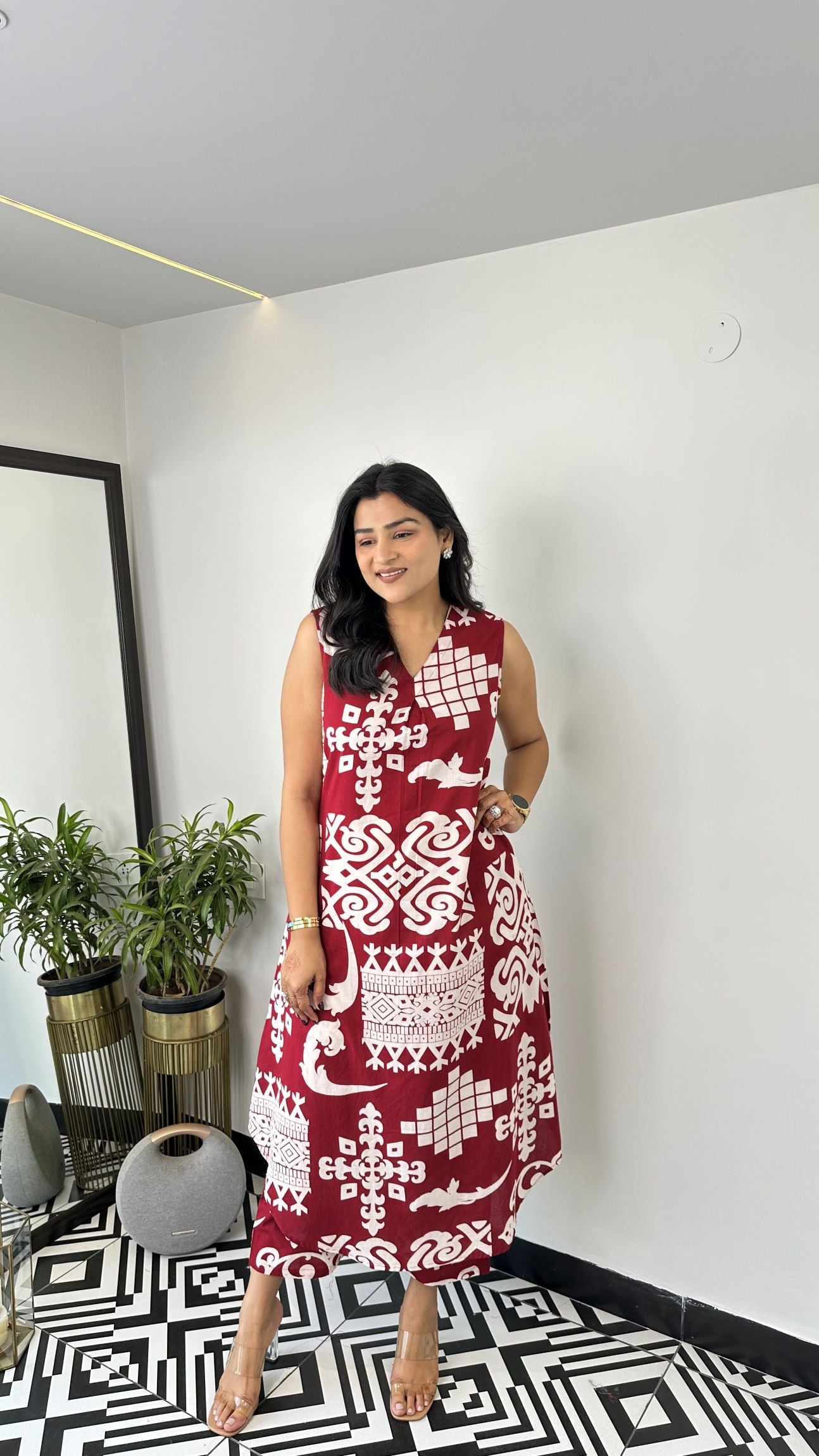 Sleeveless Vintage Maroon Kurta Pants