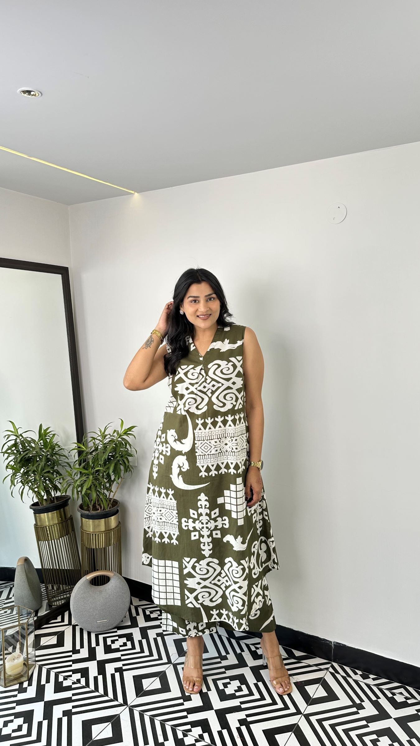 Sleeveless Vintage Olive Kurta Pants