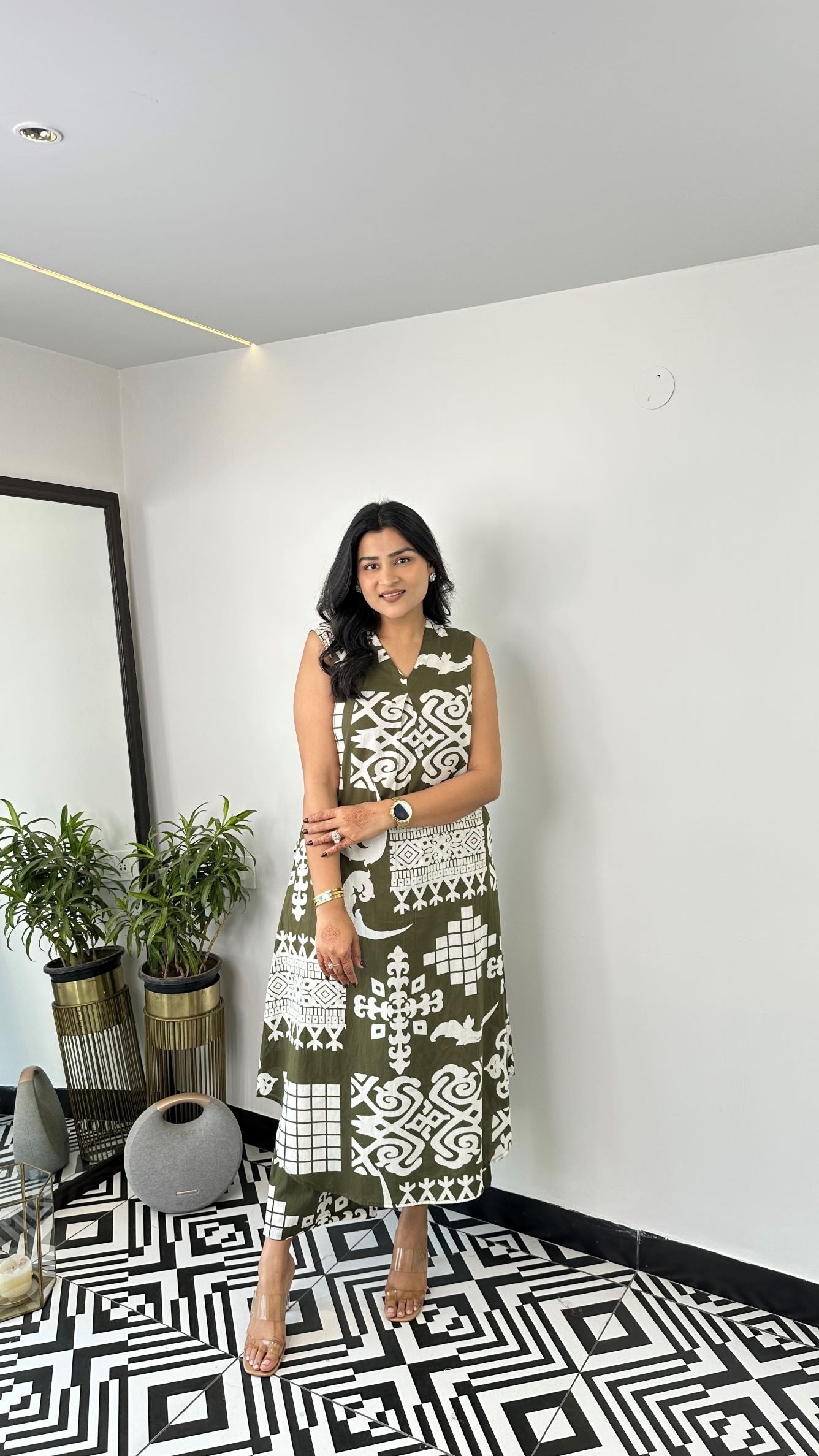 Sleeveless Vintage Olive Kurta Pants