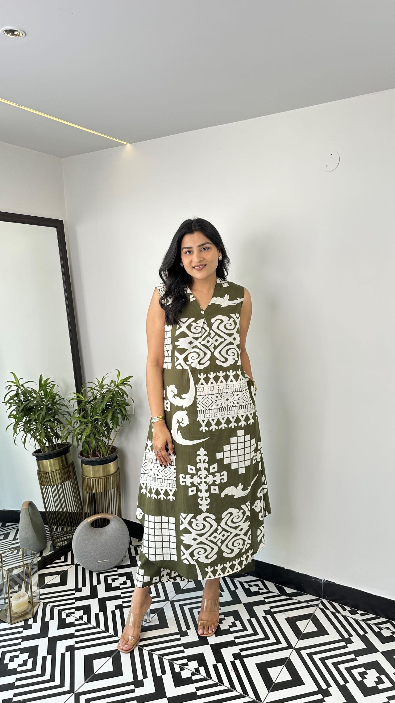 Sleeveless Vintage Olive Kurta Pants