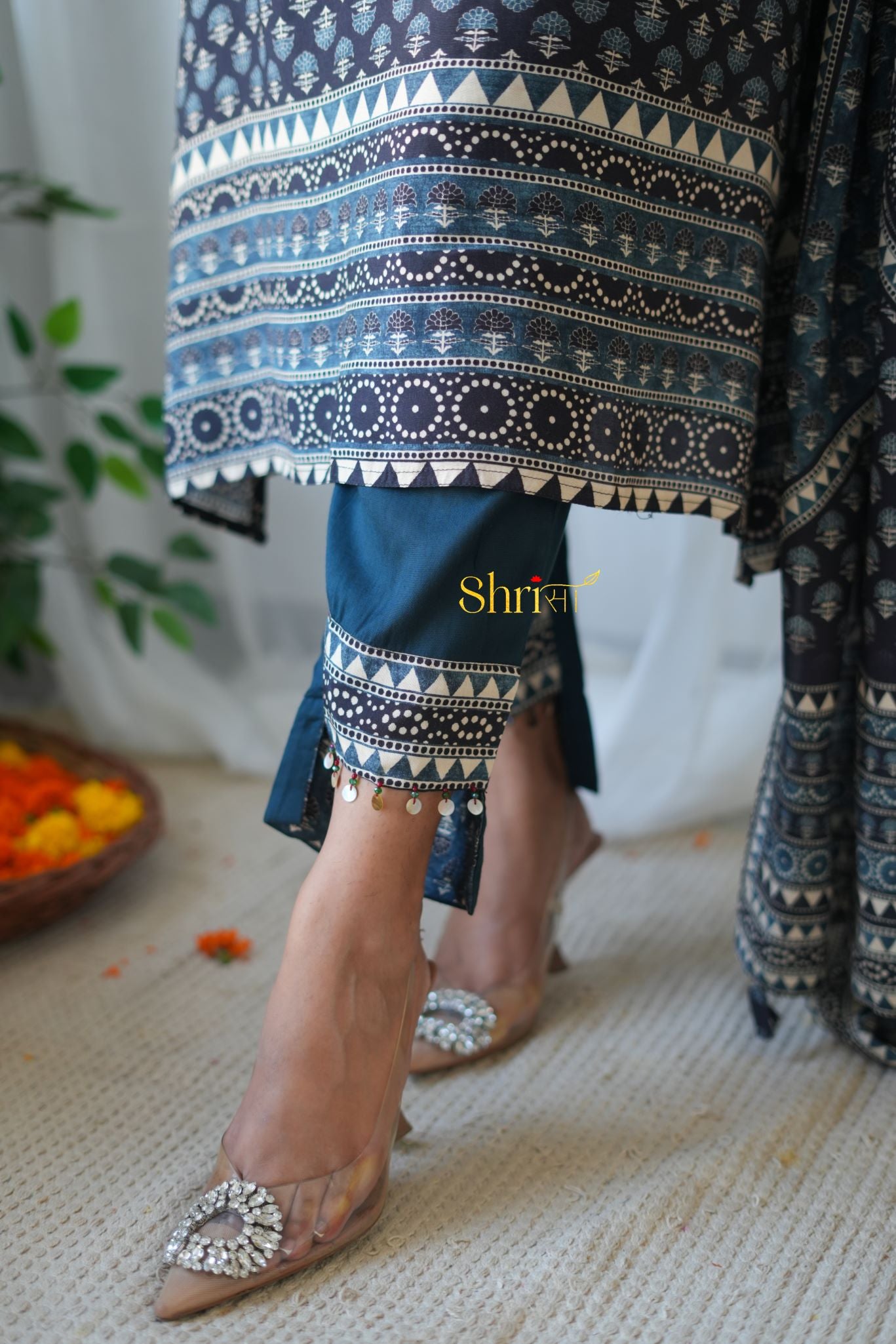 Zainab Suit Set