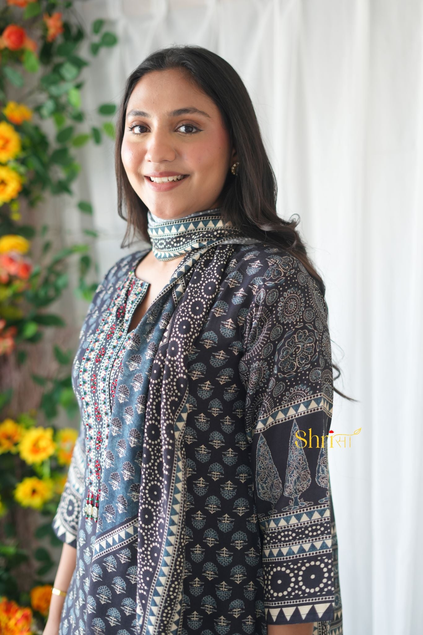 Zainab Suit Set