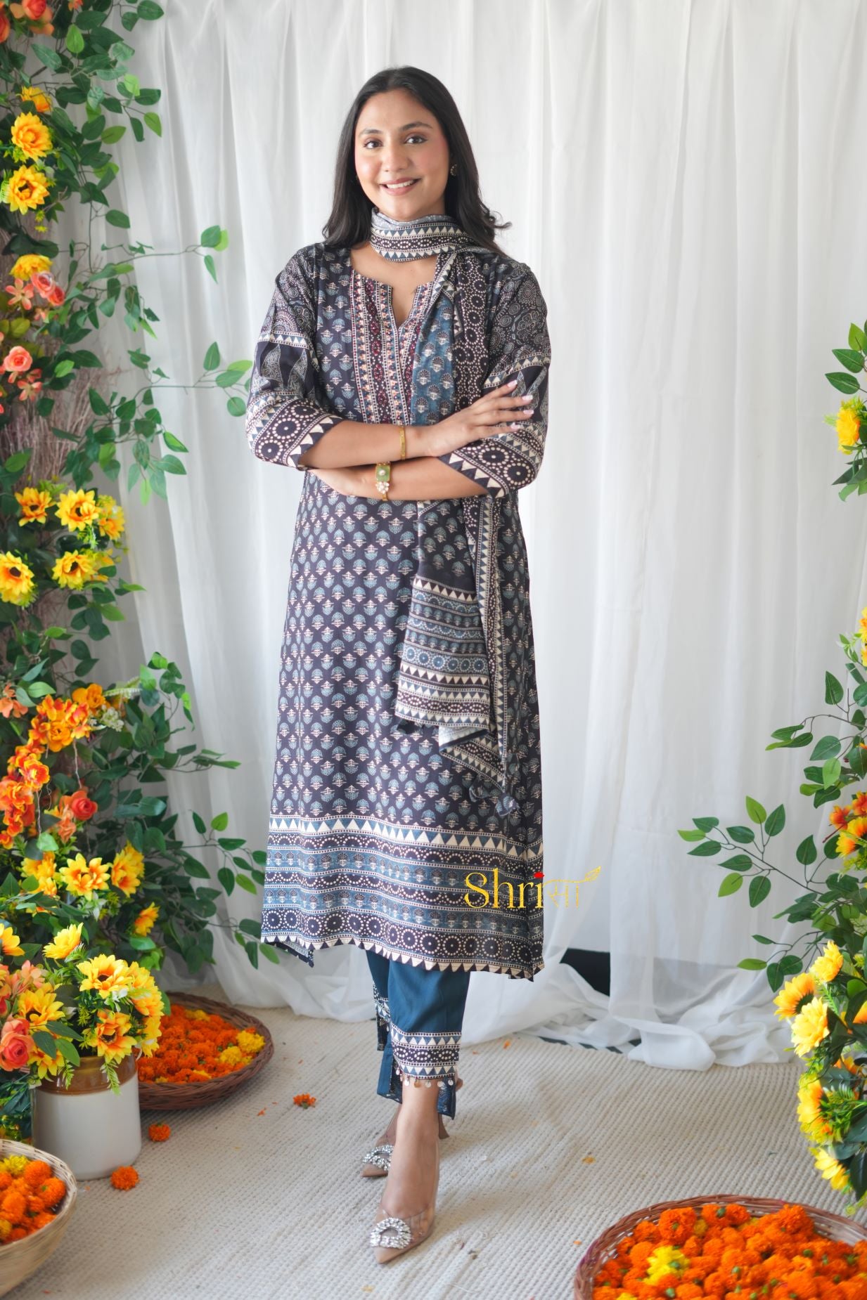 Zainab Suit Set