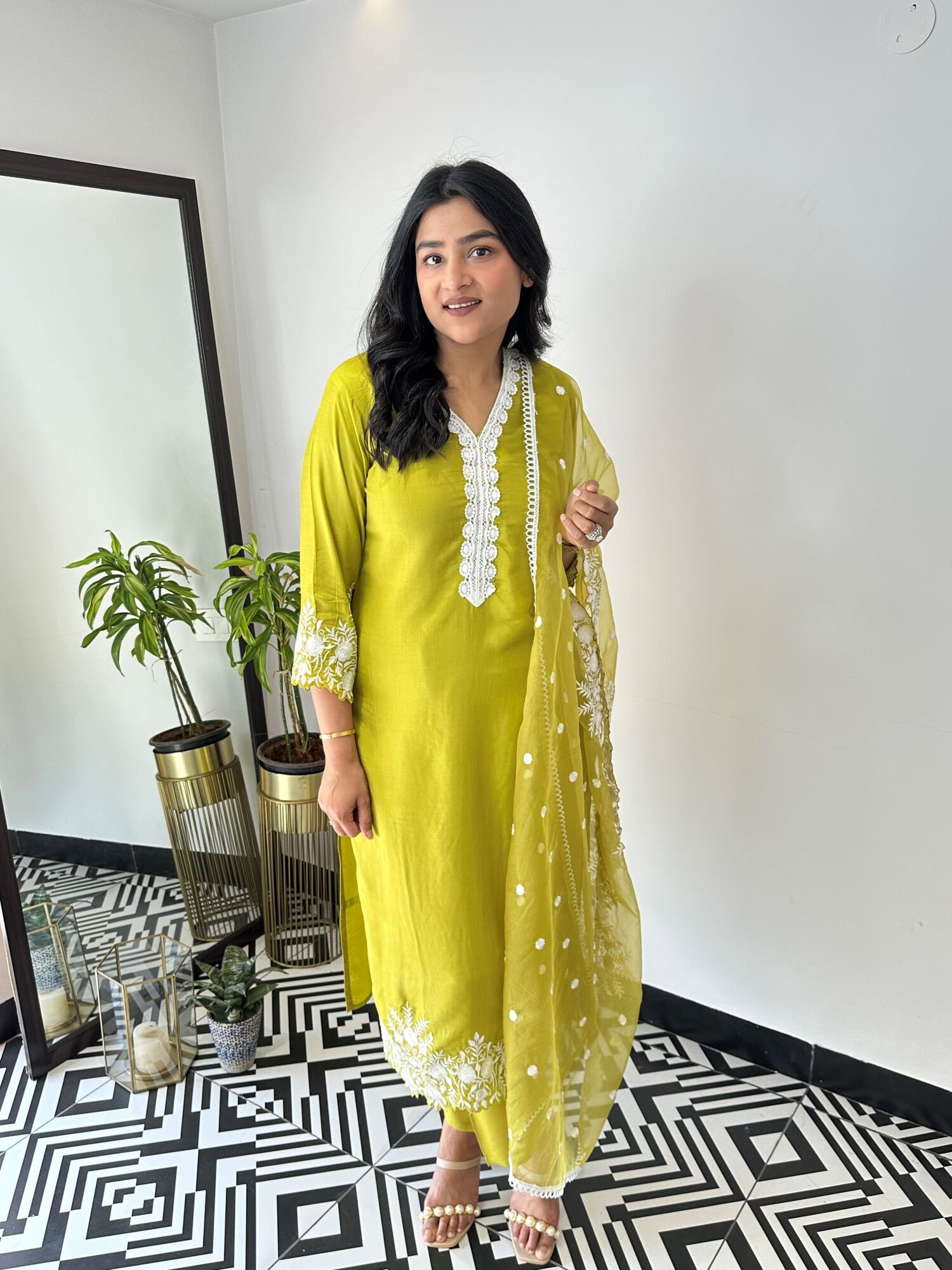 Yellowish Green Muslin Suit Set – Shrisa