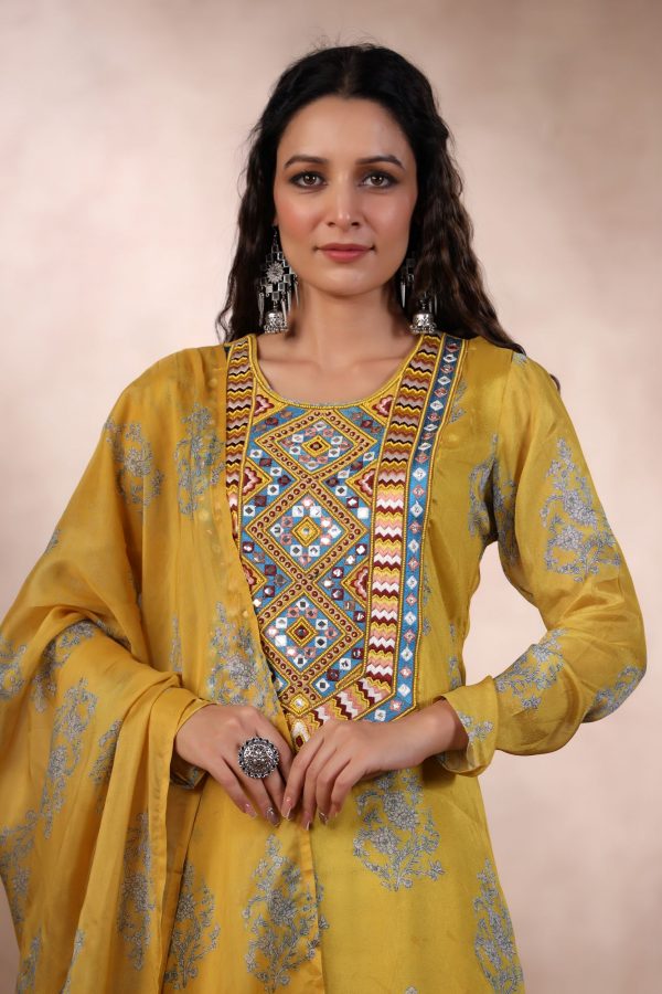 Ishin Yellow Sharara Set - Image 8